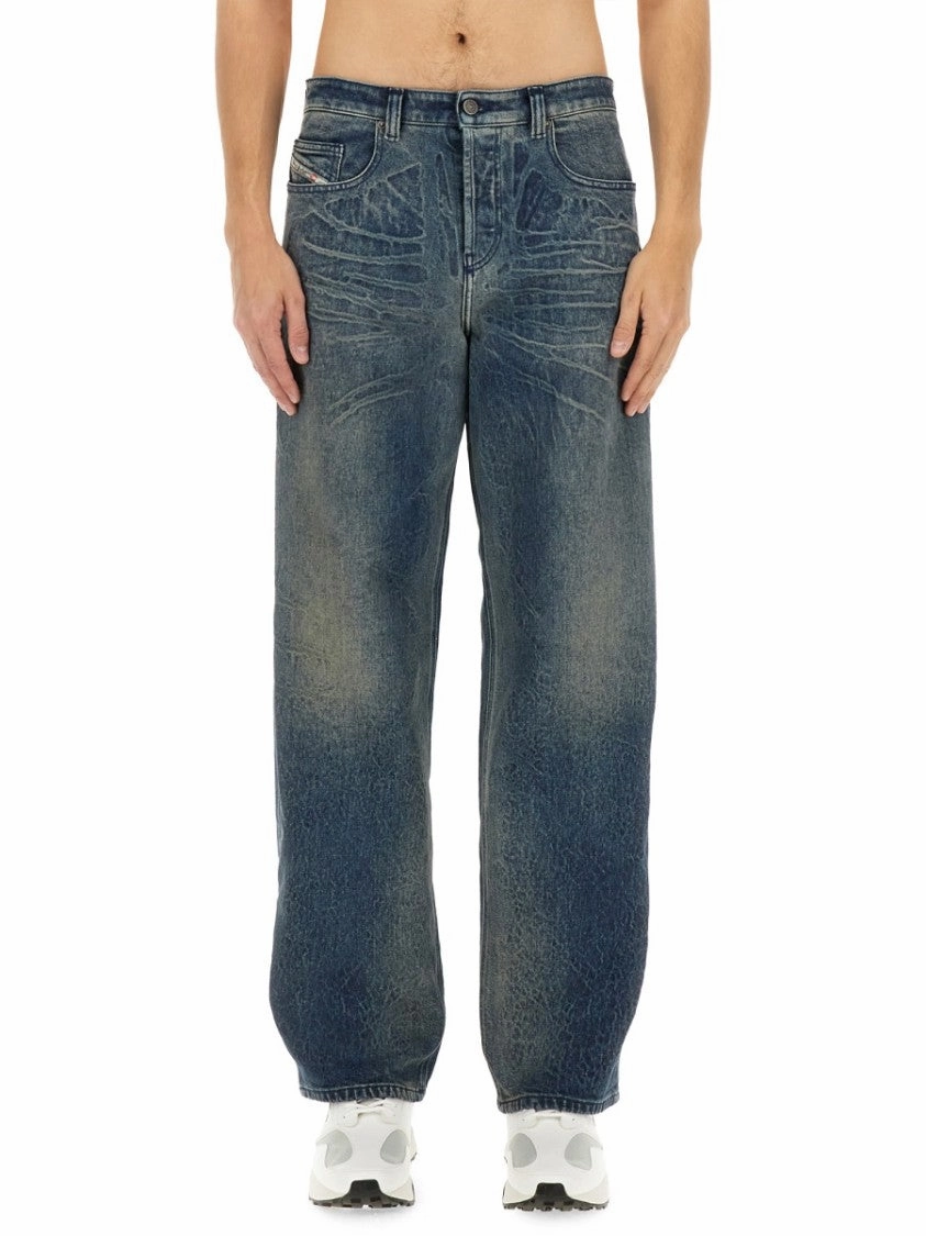 2001 D-Macro-Fsg1" Denim Jeans