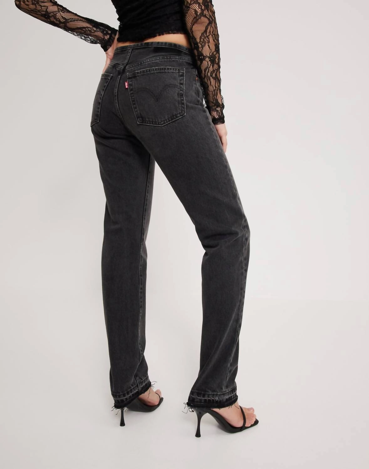 501 Mini Waist Jeans In Black Dest