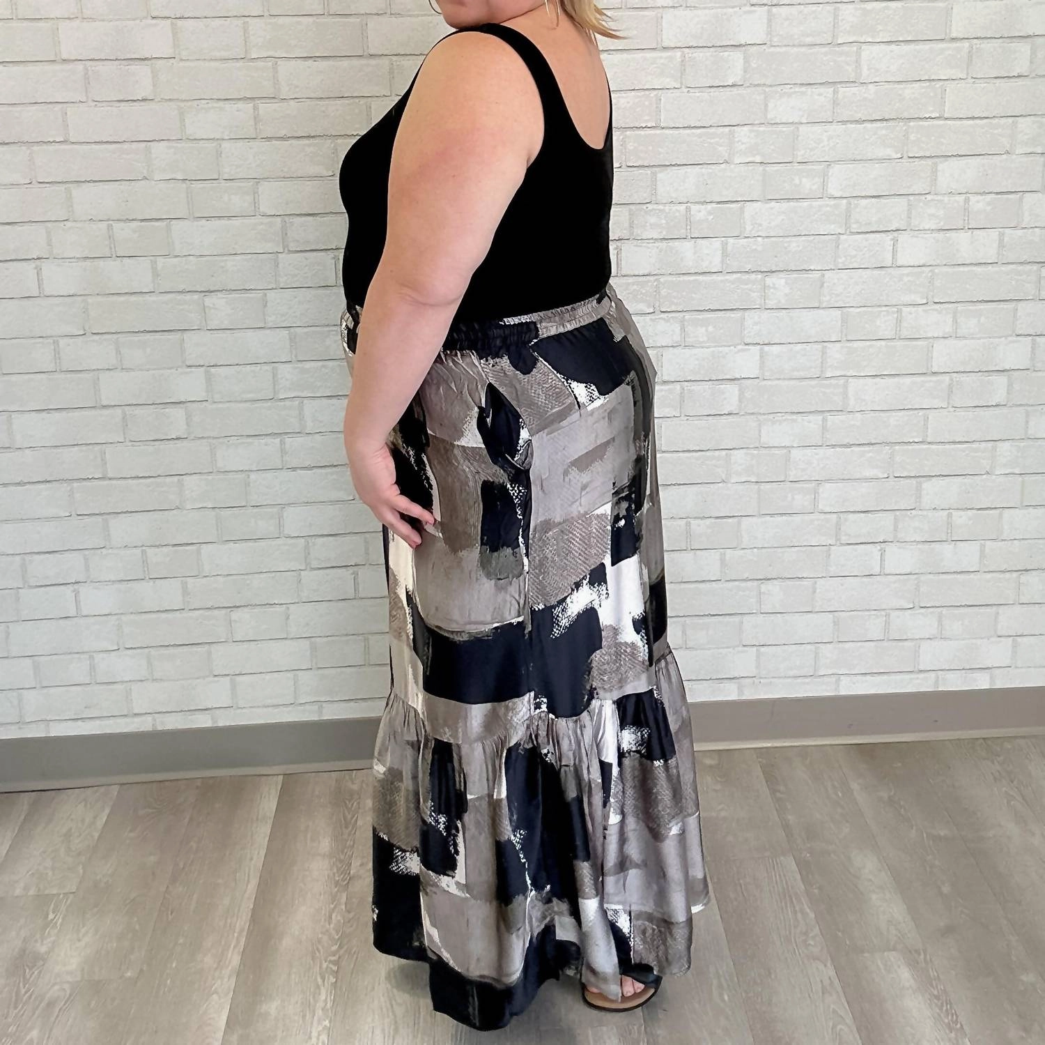Abstract Scale Maxi Skirt In Grey