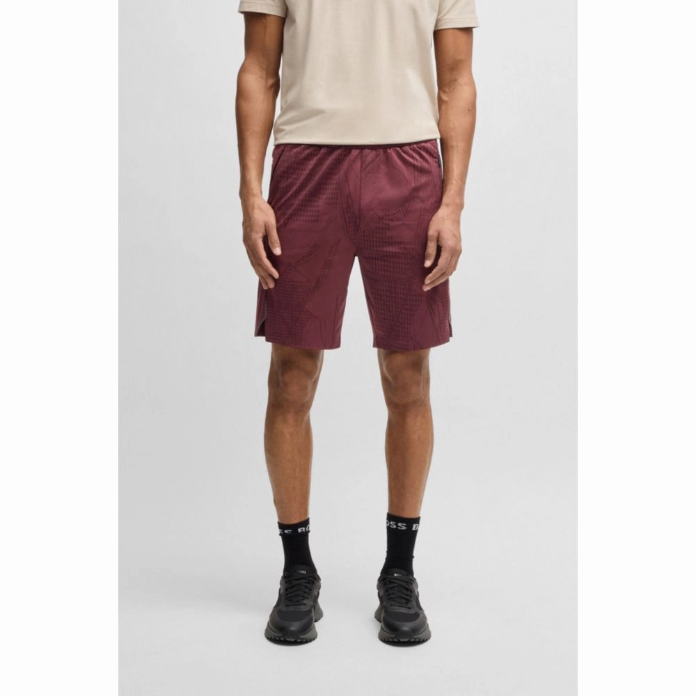 Active patterned shorts in four-way stretch fabric