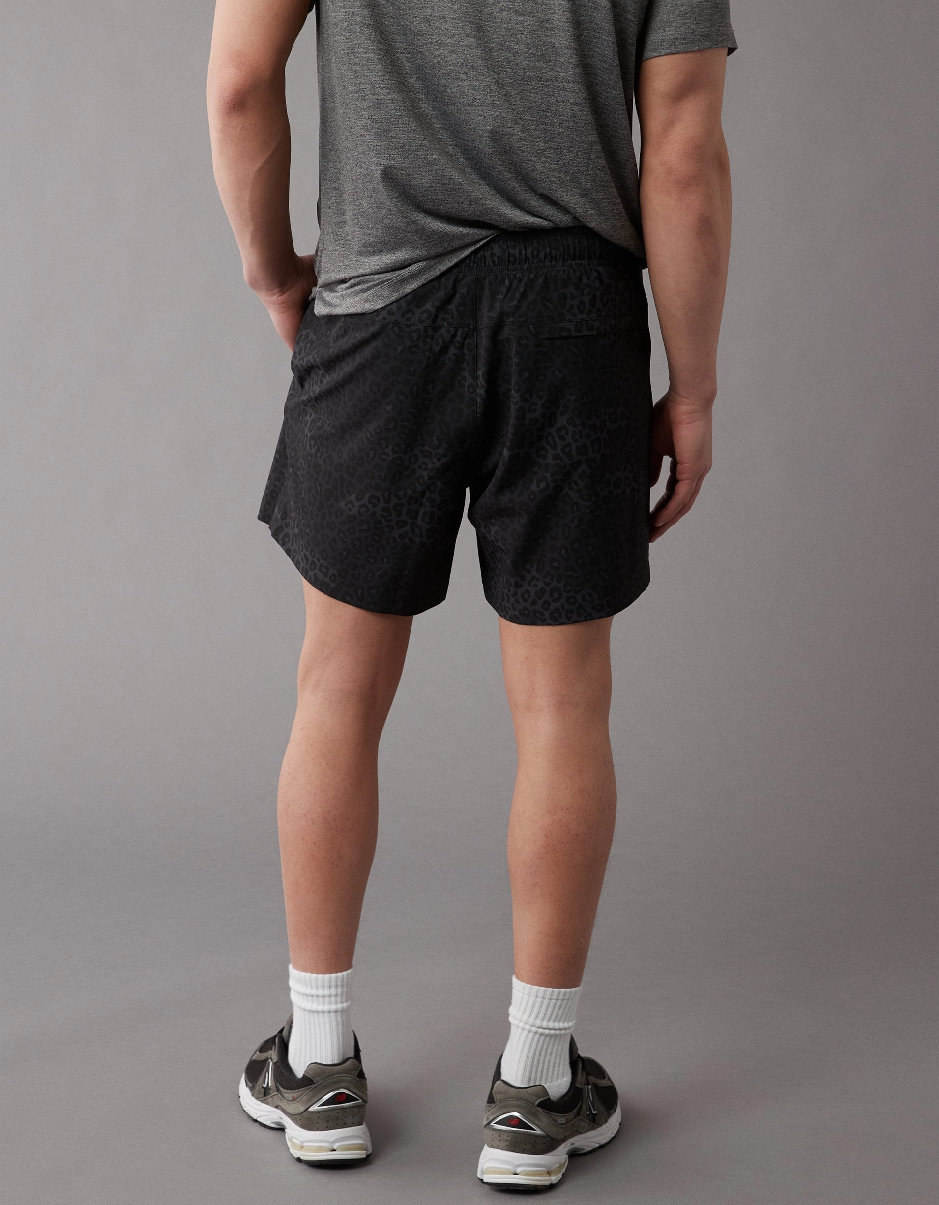 AE 24/7 6" Training Short