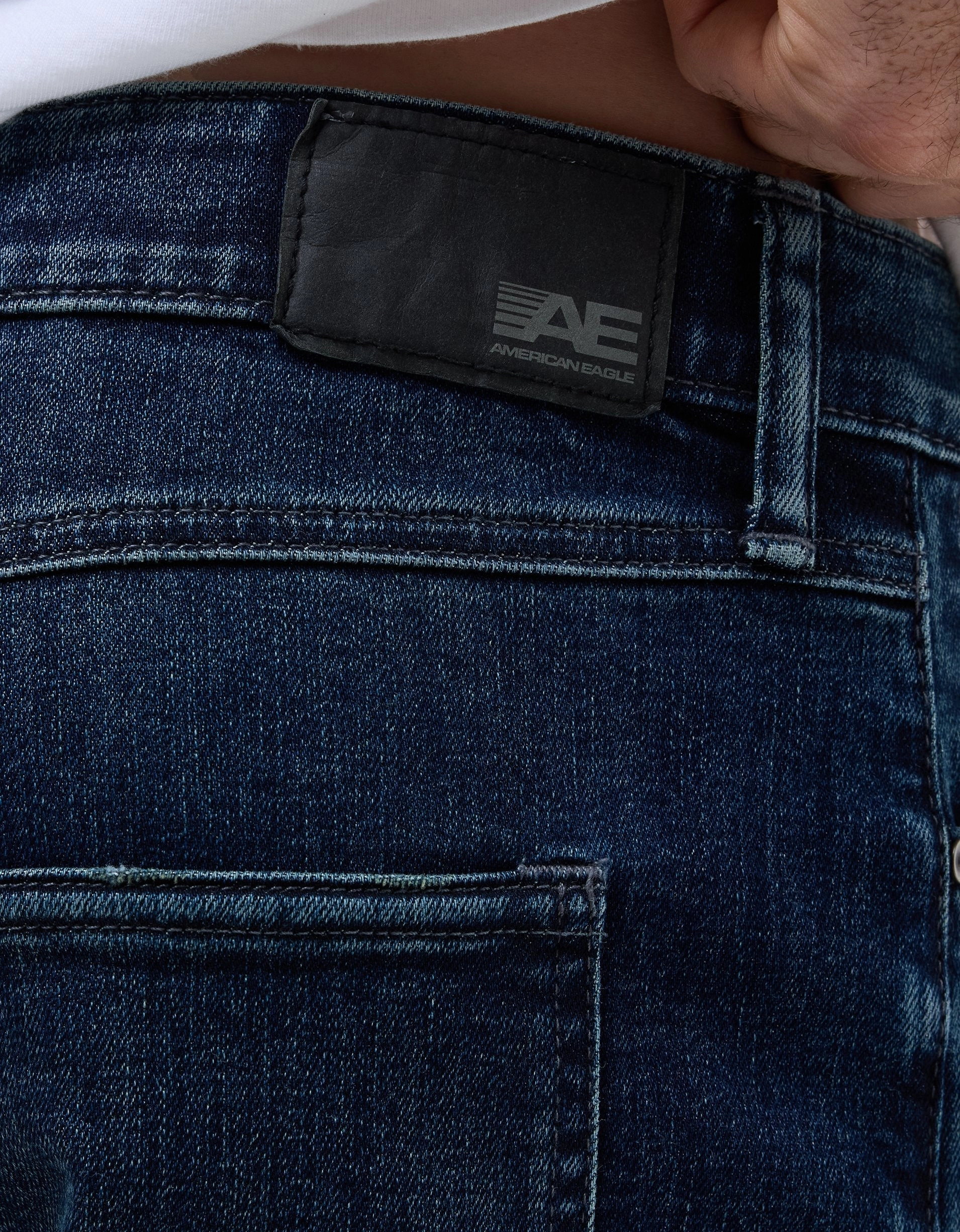 AE 24/7 AirFlex  Temp Tech Athletic Fit Jean