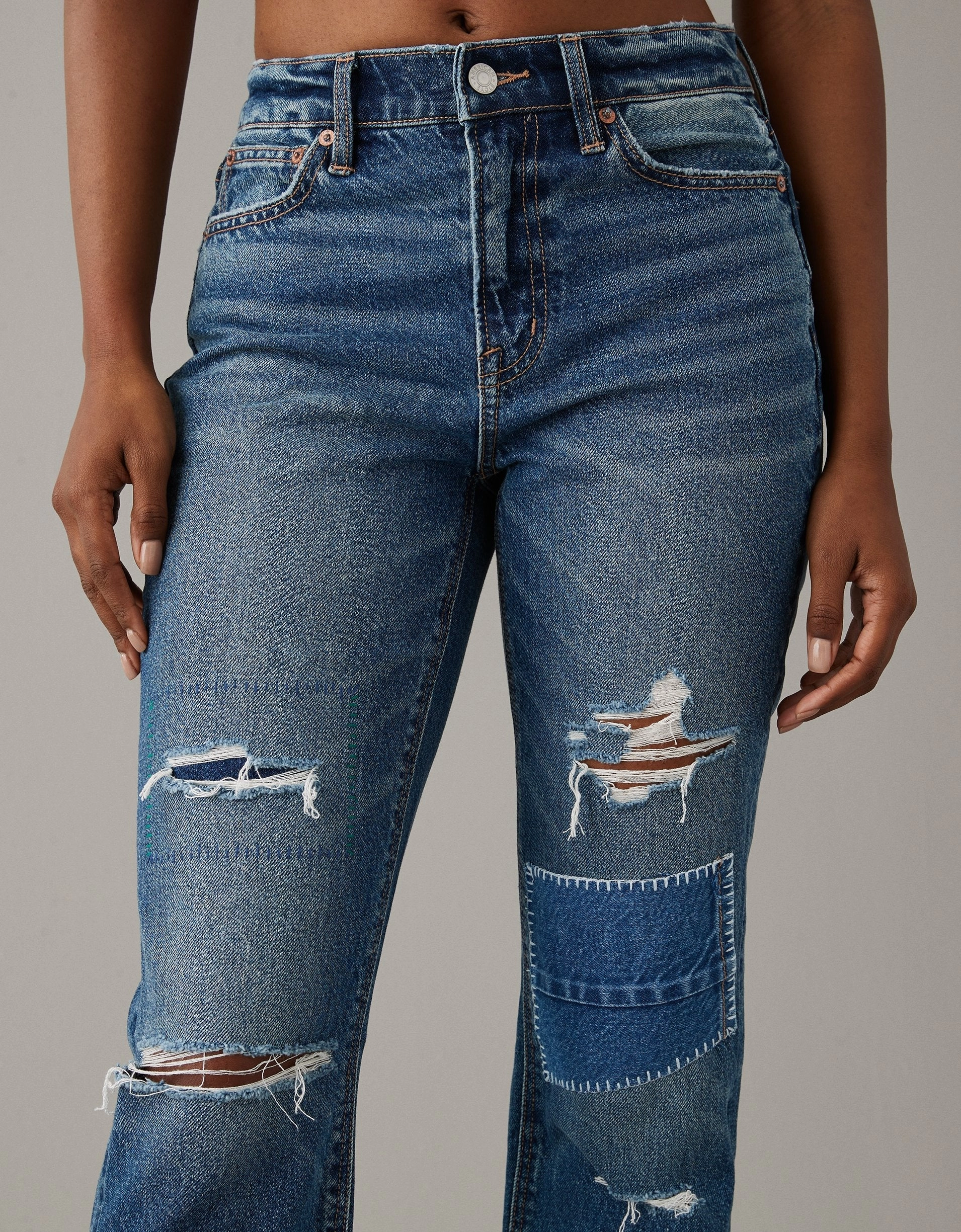 AE Strigid Super High-Waisted Ripped Ankle Straight Jean
