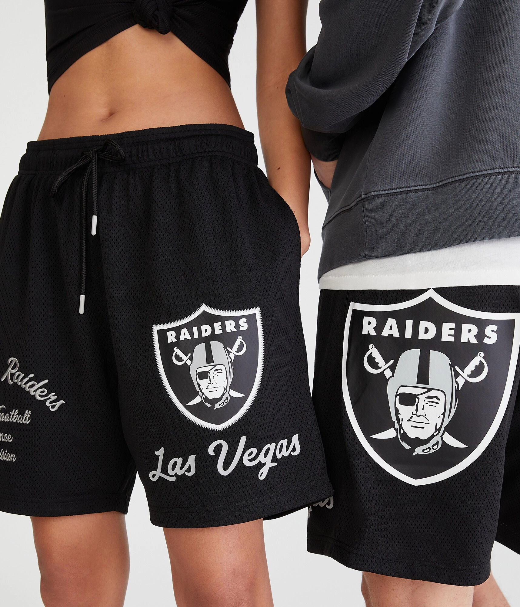 Aeropostale Las Vegas Raiders Mesh Shorts 6"