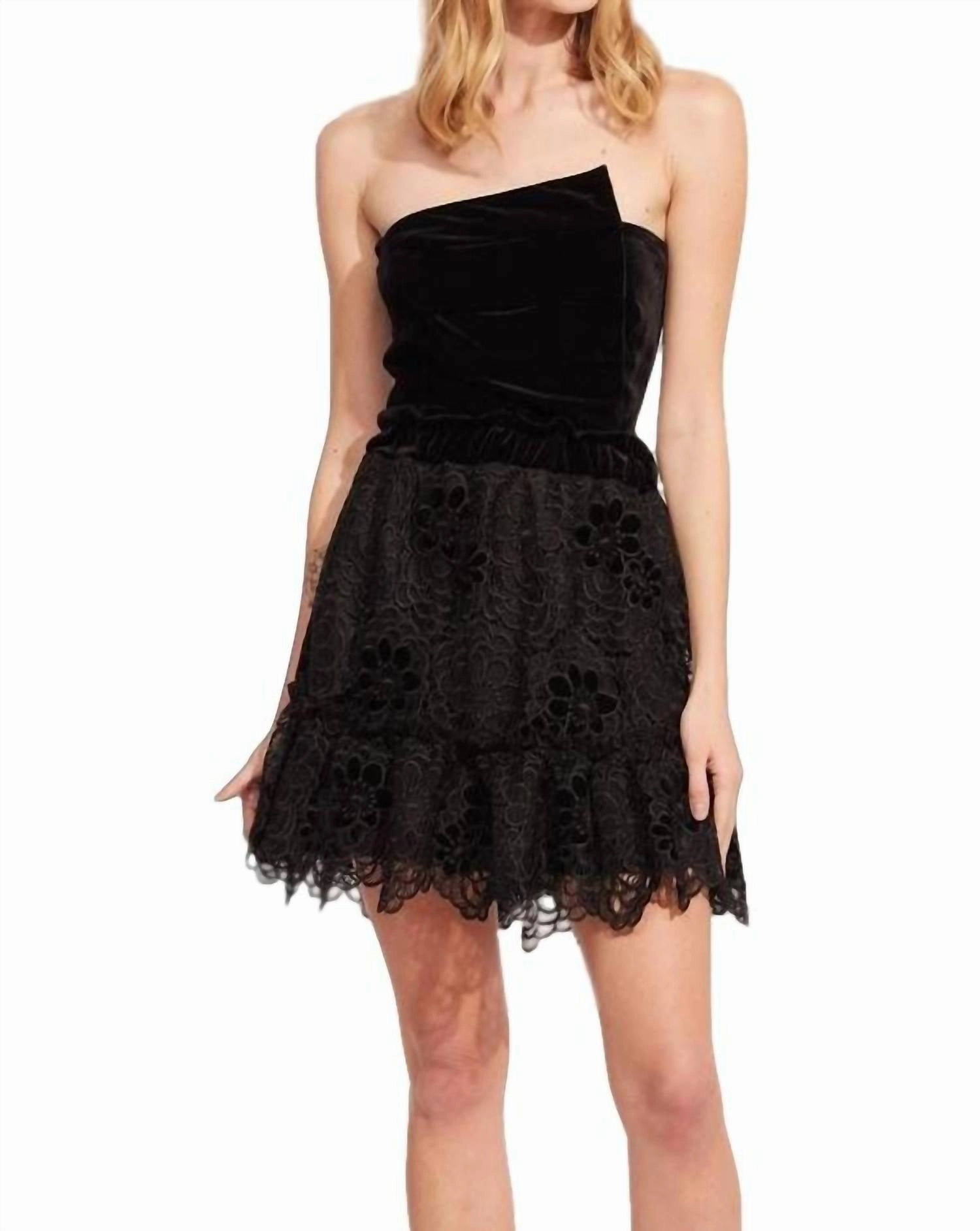 Akira Skirt In RavenS Nest