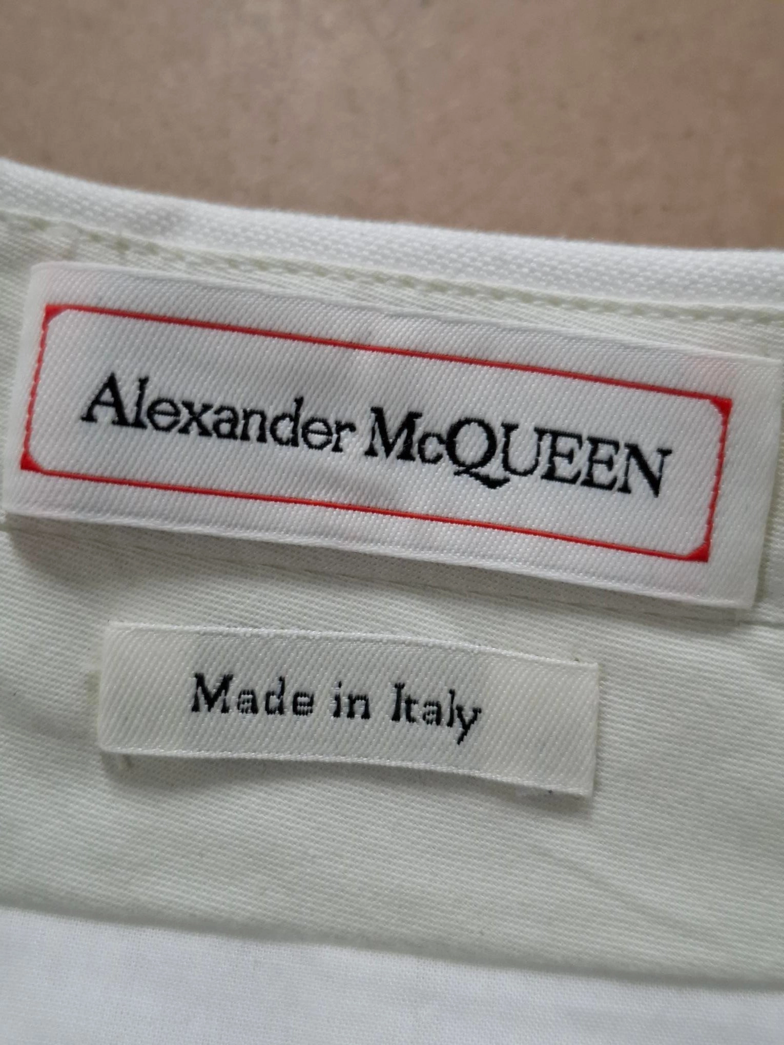 Alexander McQueen Tailored Shorts in White Cotton