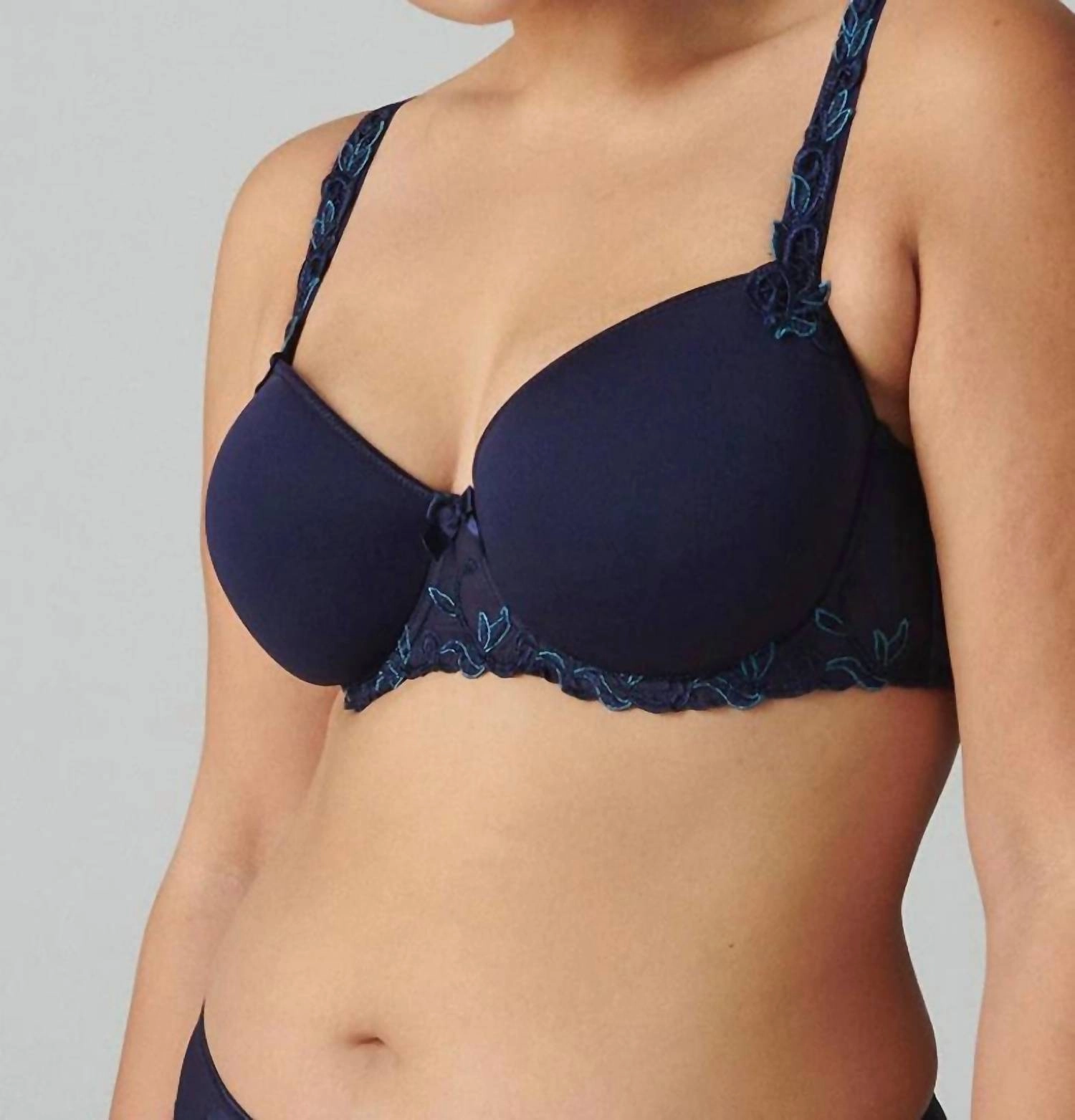 Andora 3D Plunge Bra In Midnight