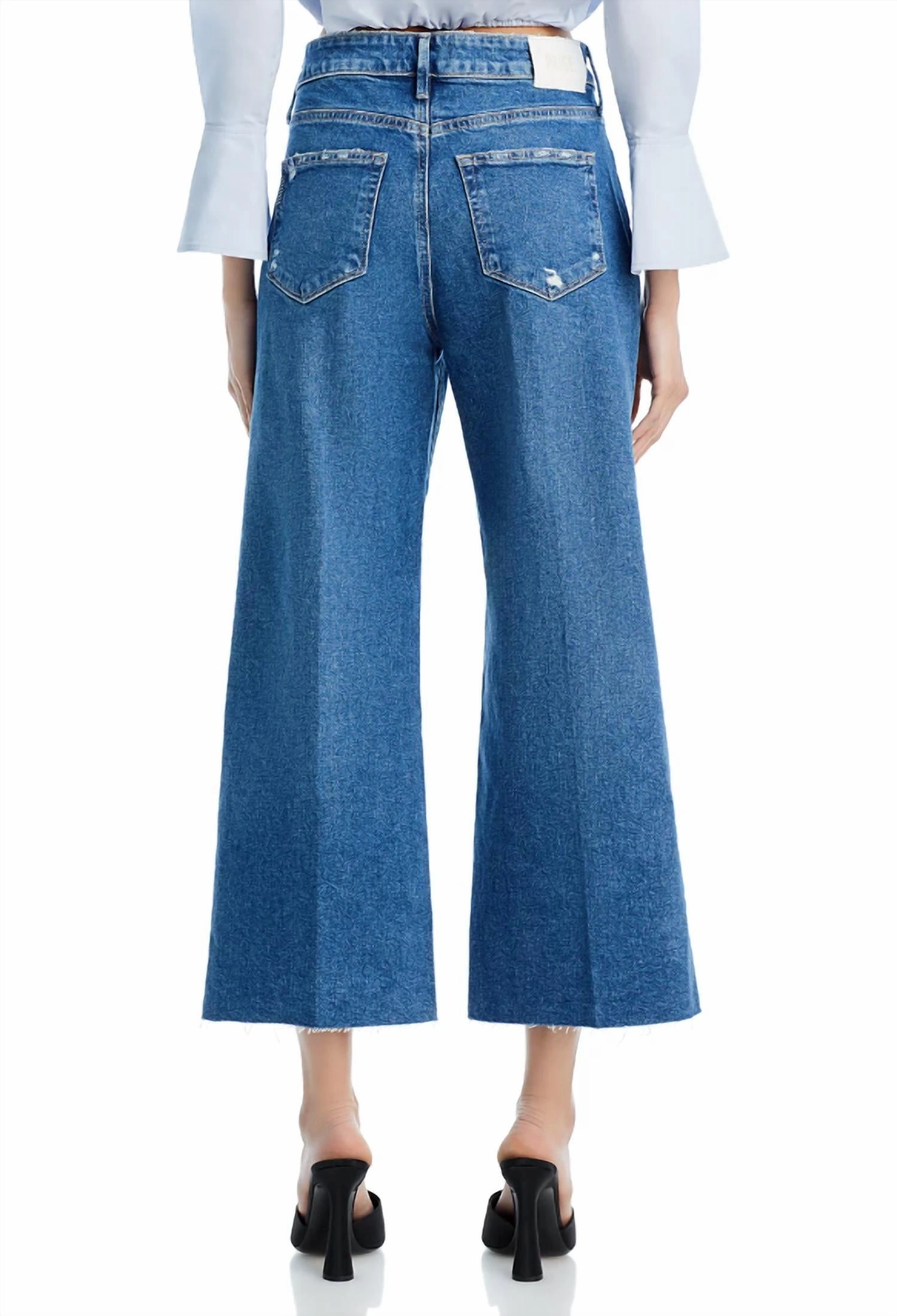 Anessa Wide Leg Jeans In Le Club