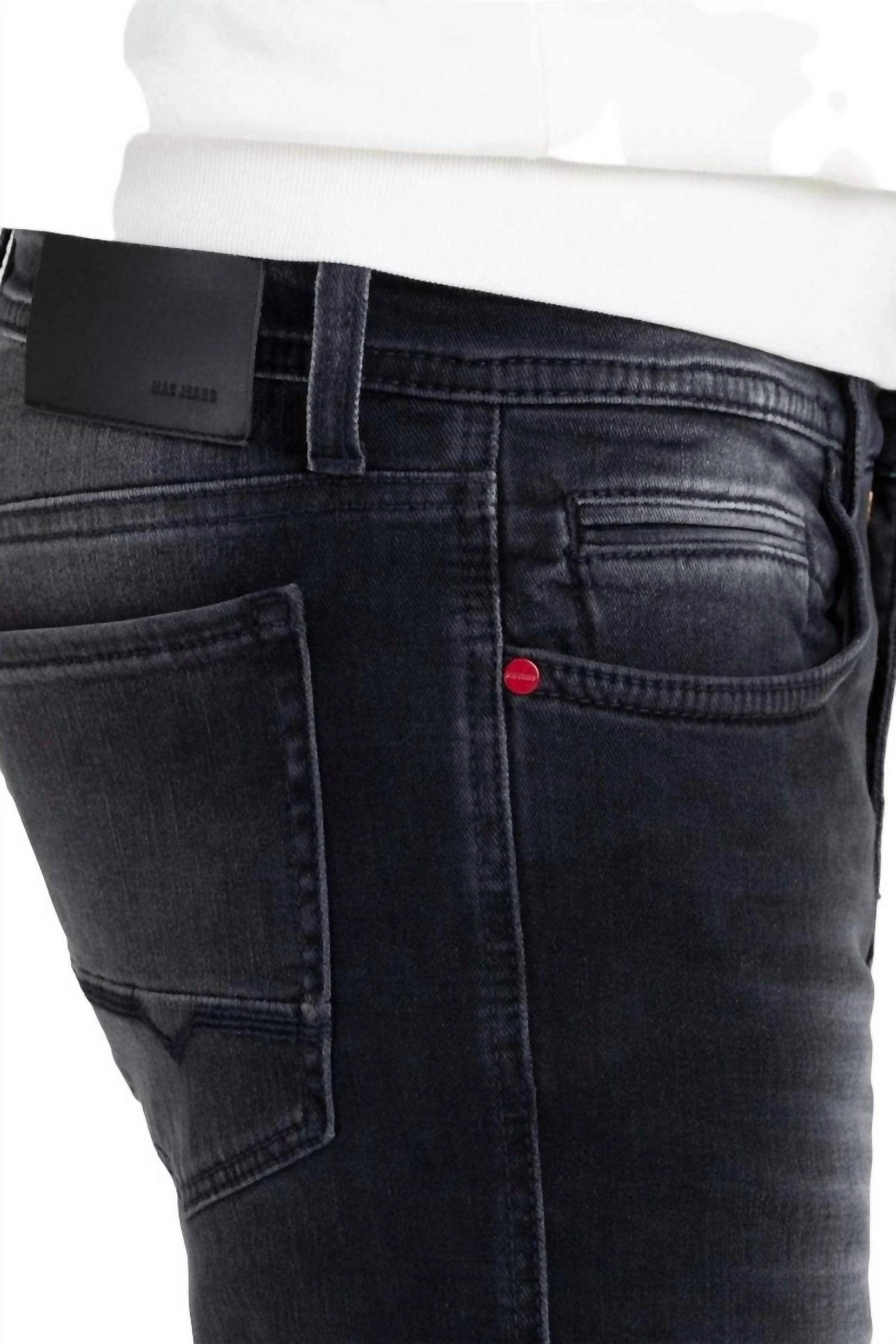 Arne Left Hand Jeans In Black Black