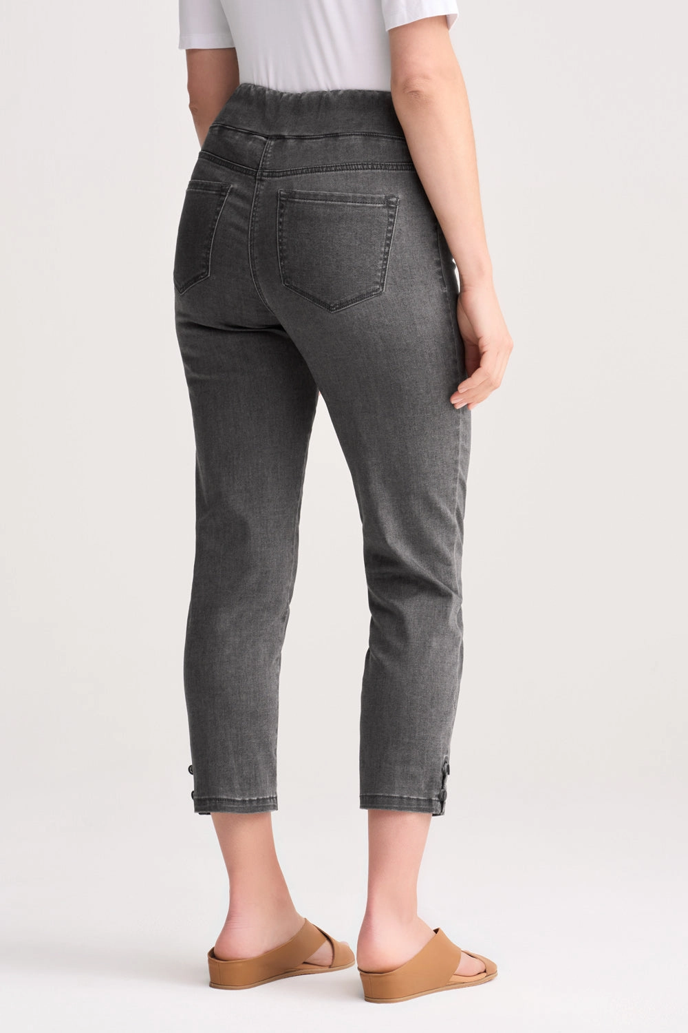 Bengajean 3/4 Button Detail - Charcoal