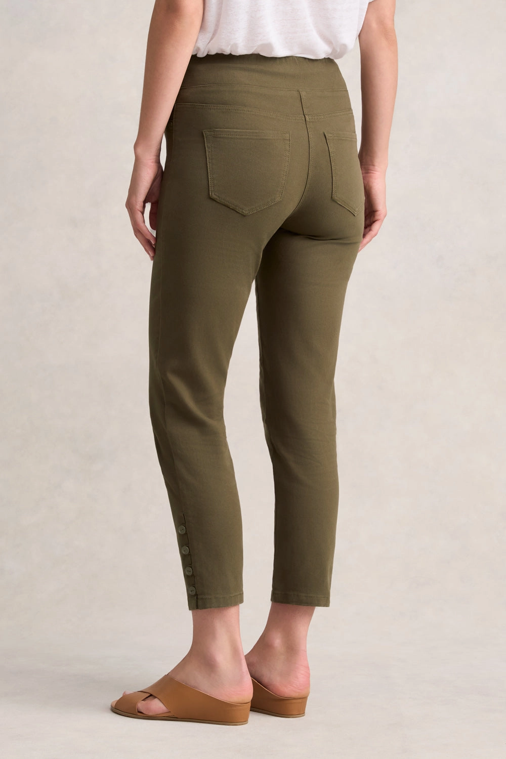 Bengajean 7/8th Button Detail - Dusty Olive