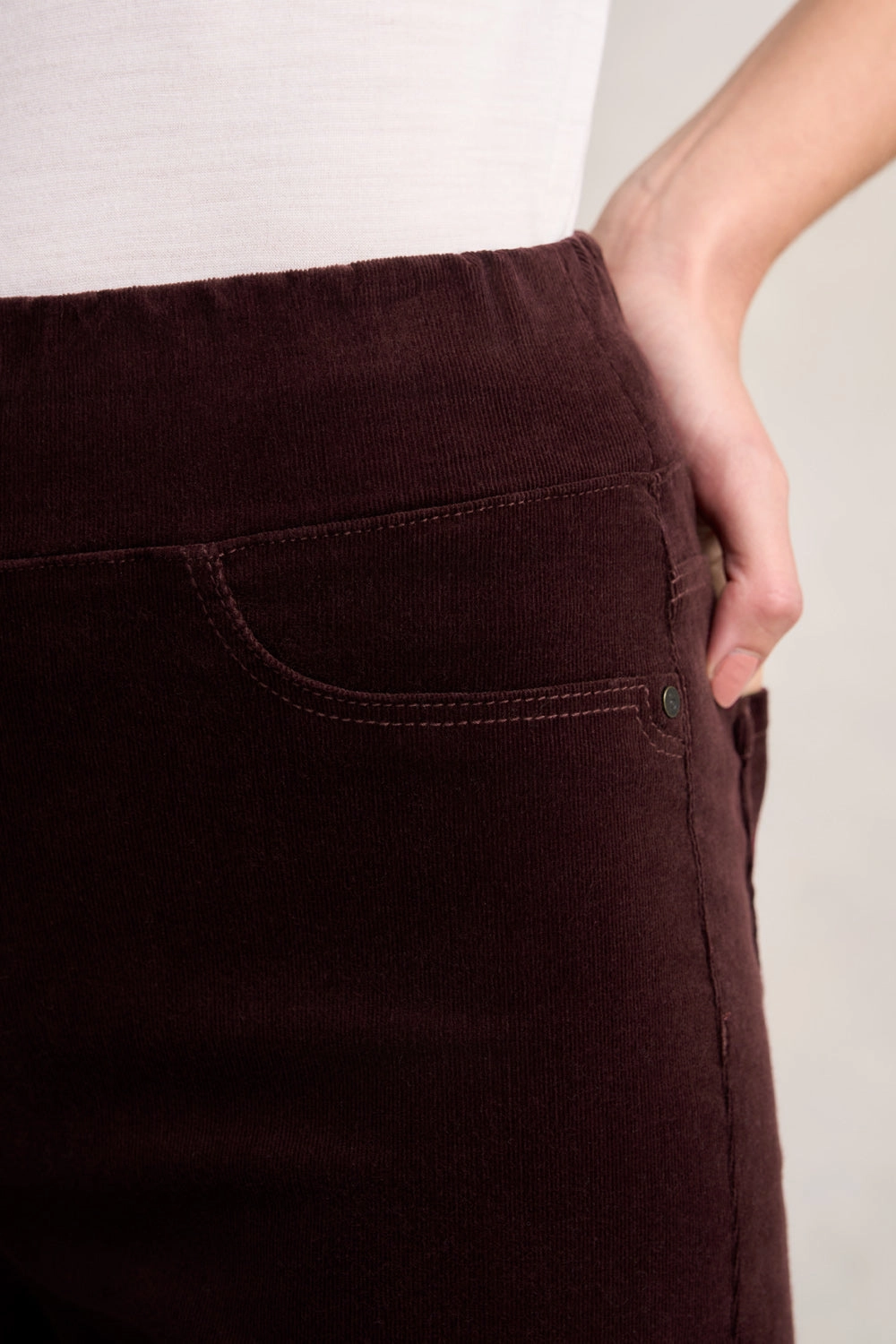 Bengajean Cord Straight Leg - Burgundy