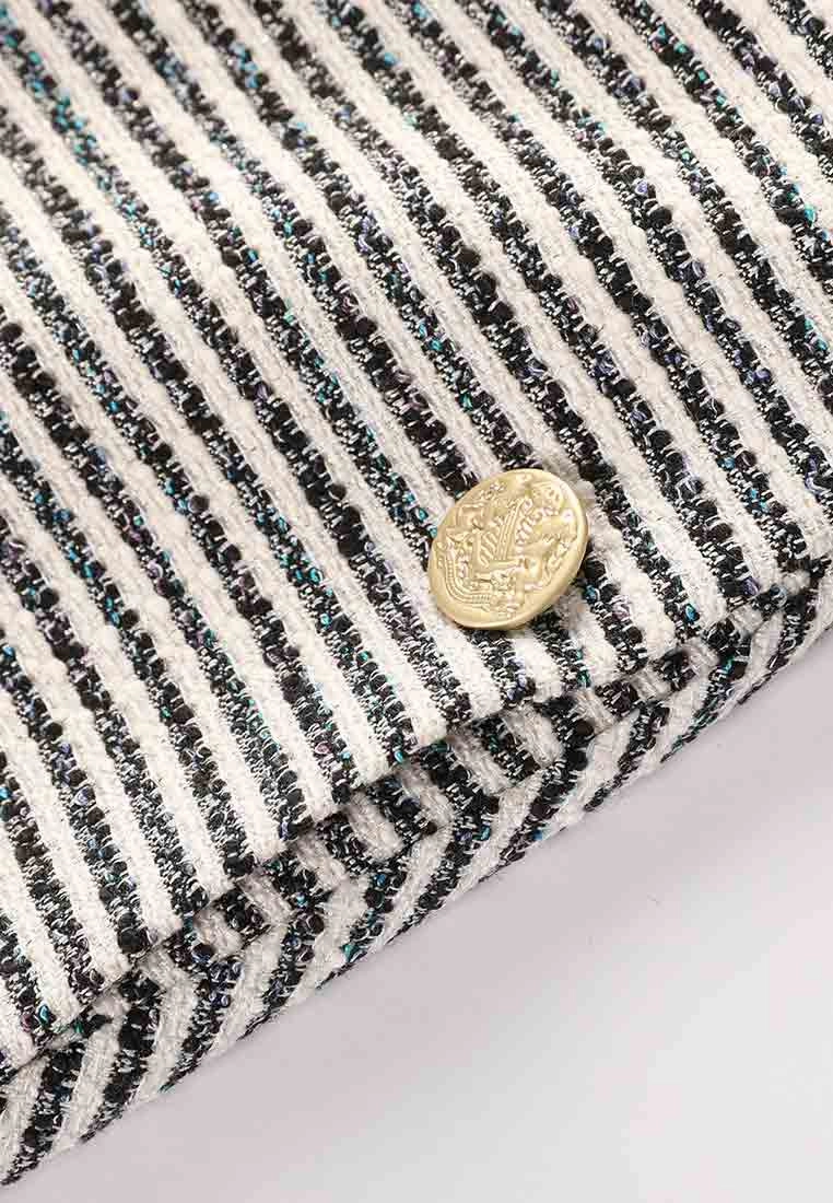 Black and White Stripe High-waisted Tweed Knee-length Shorts