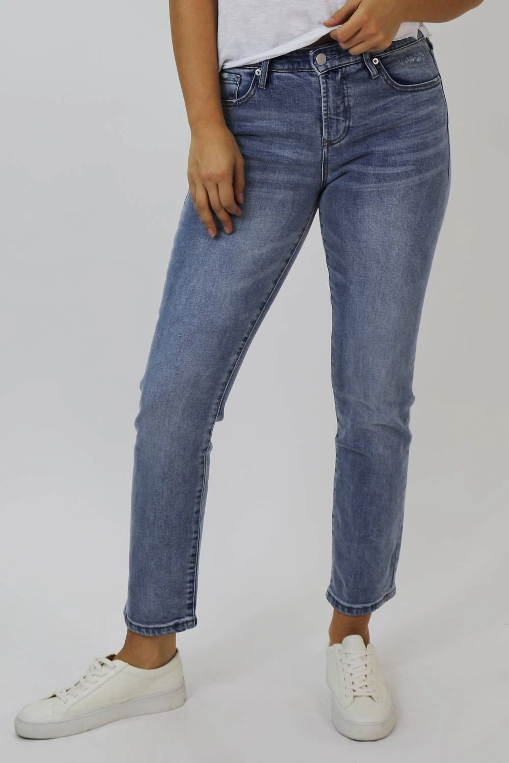 Blaire High Rise Straight Jeans In Urban Bay