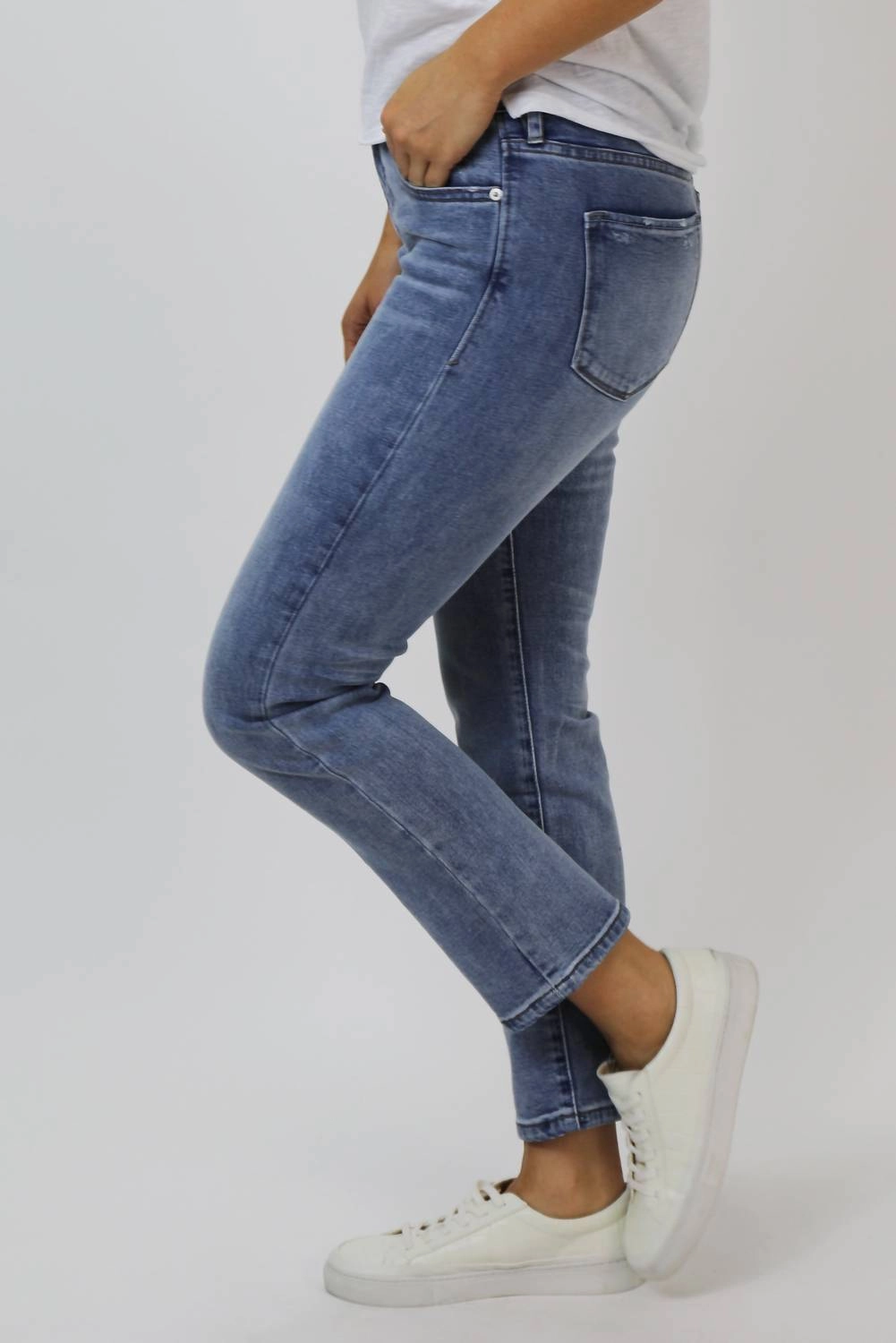 Blaire High Rise Straight Jeans In Urban Bay