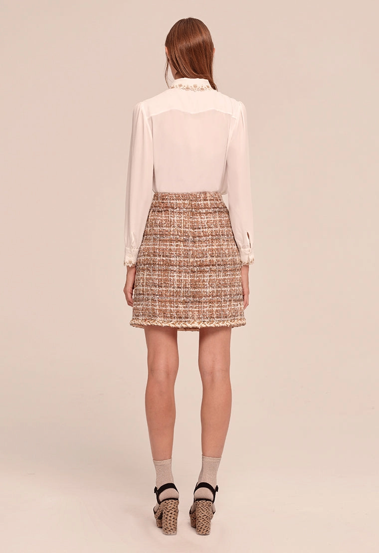 Classic elegant plaid tweed skirt
