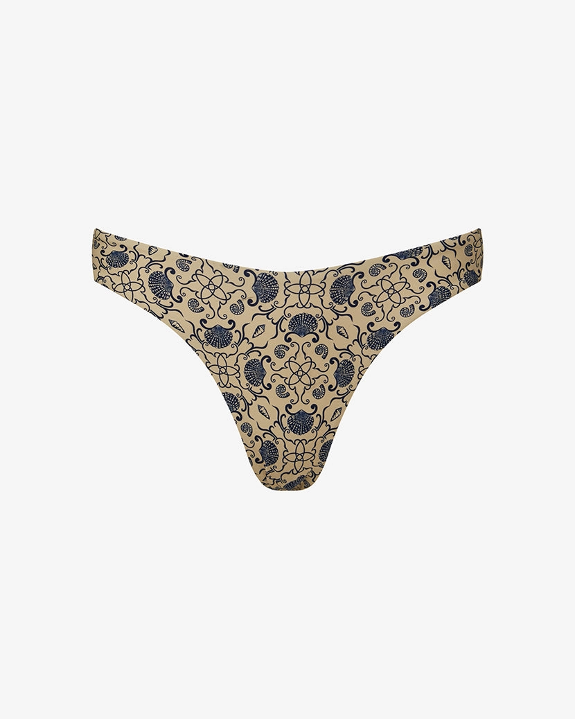 Classic Scoop Bottom