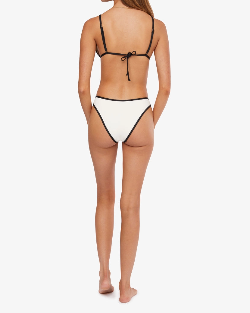 Classic Scoop Bottom