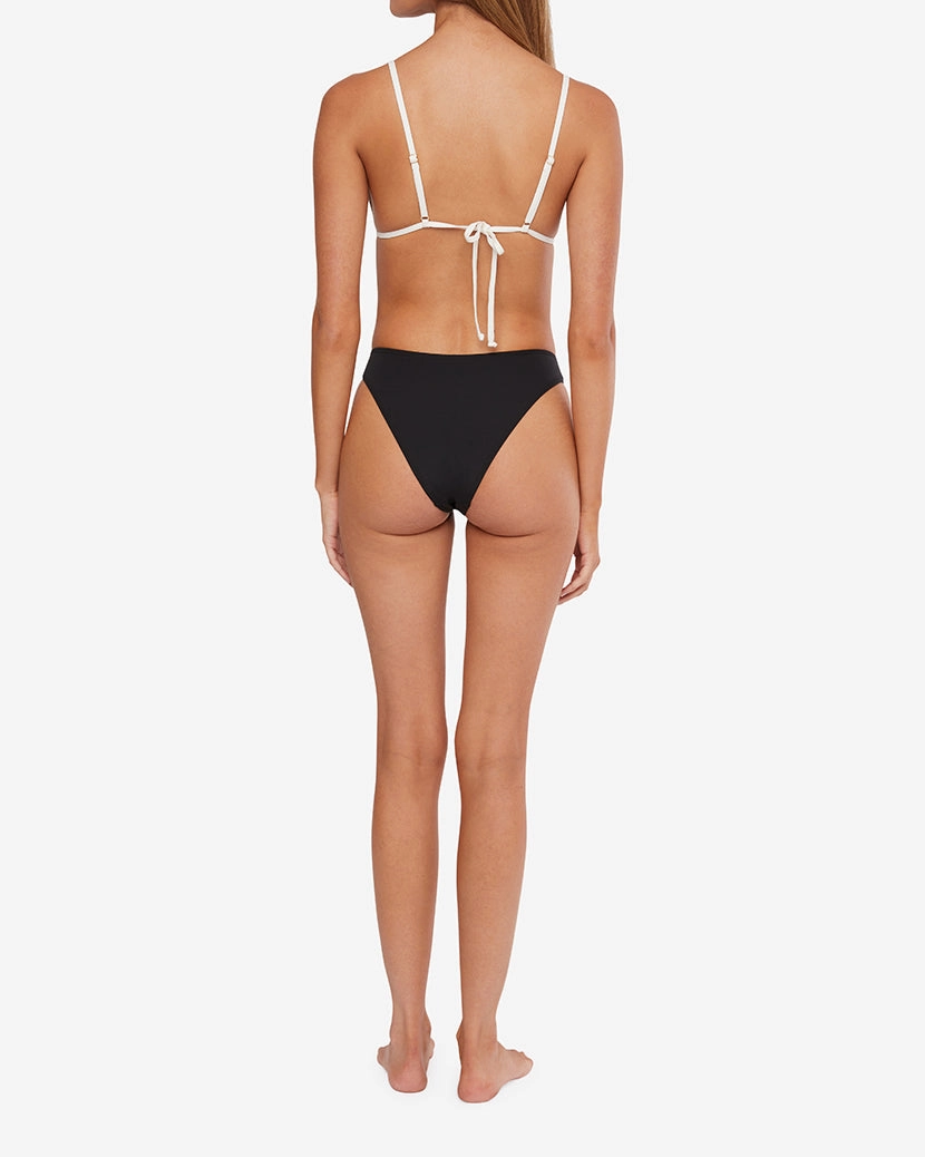 Classic Scoop Bottom