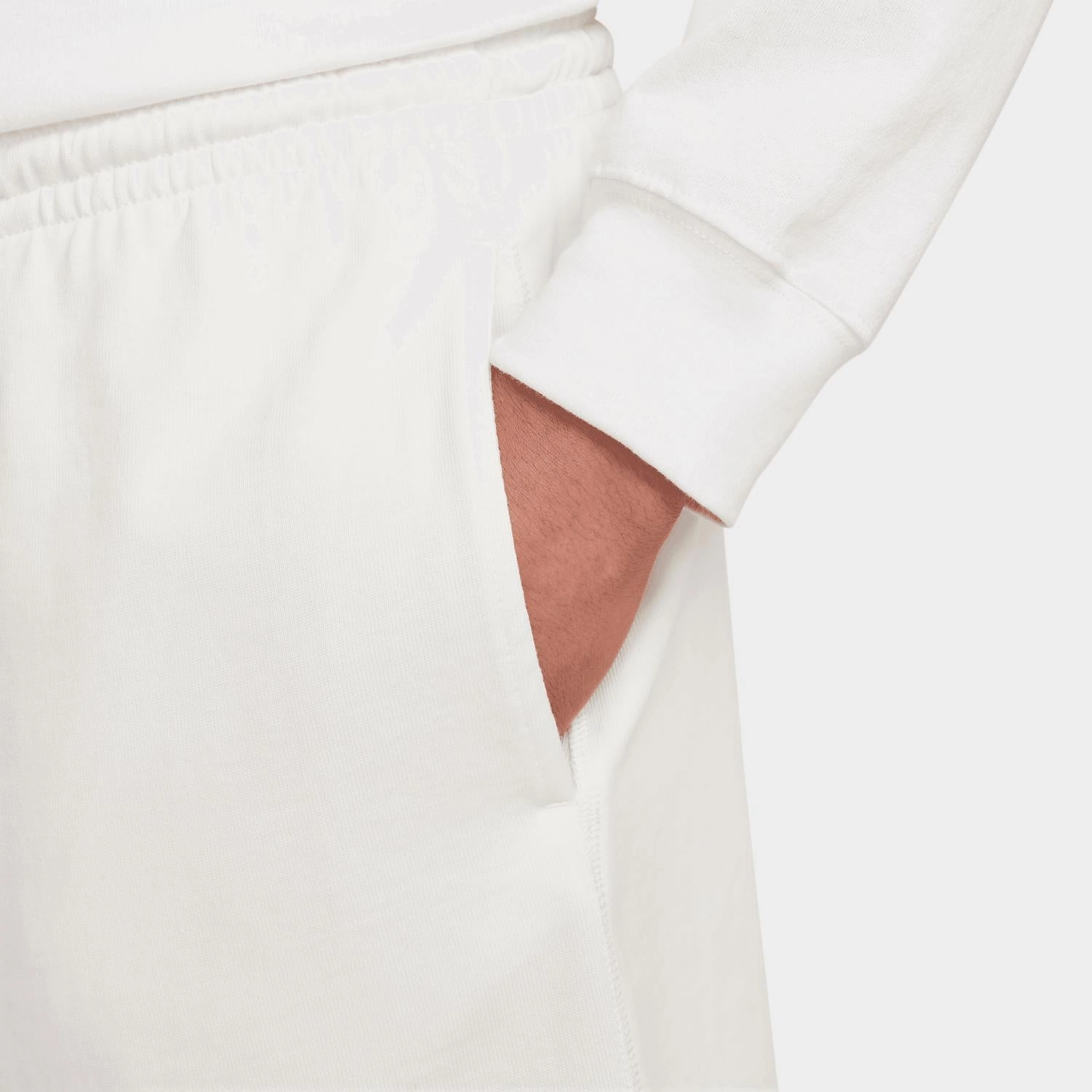 Club Knit Shorts In Sail