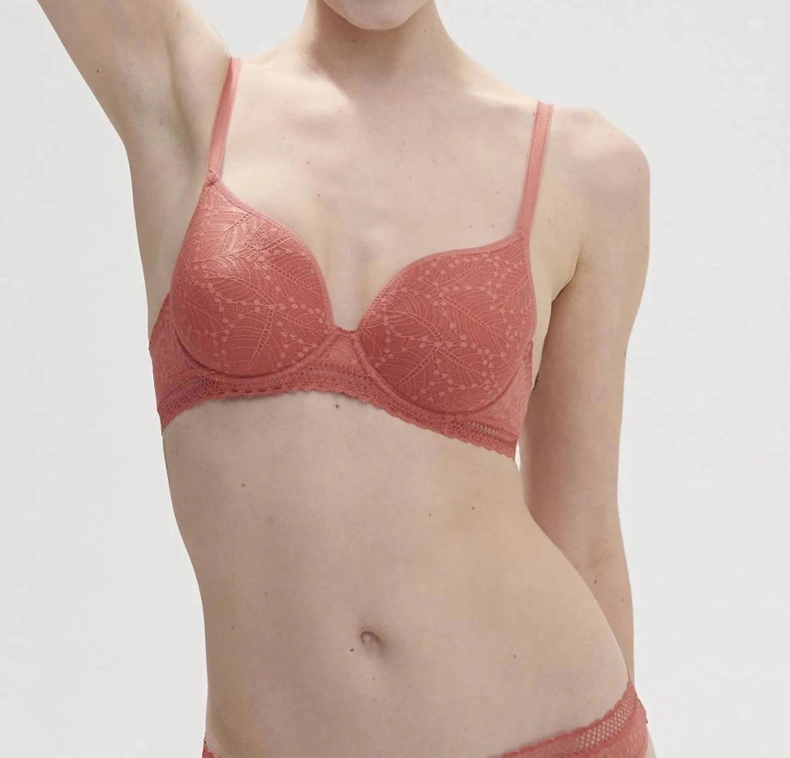 Comete 3D Plunge Bra In Texas Pink