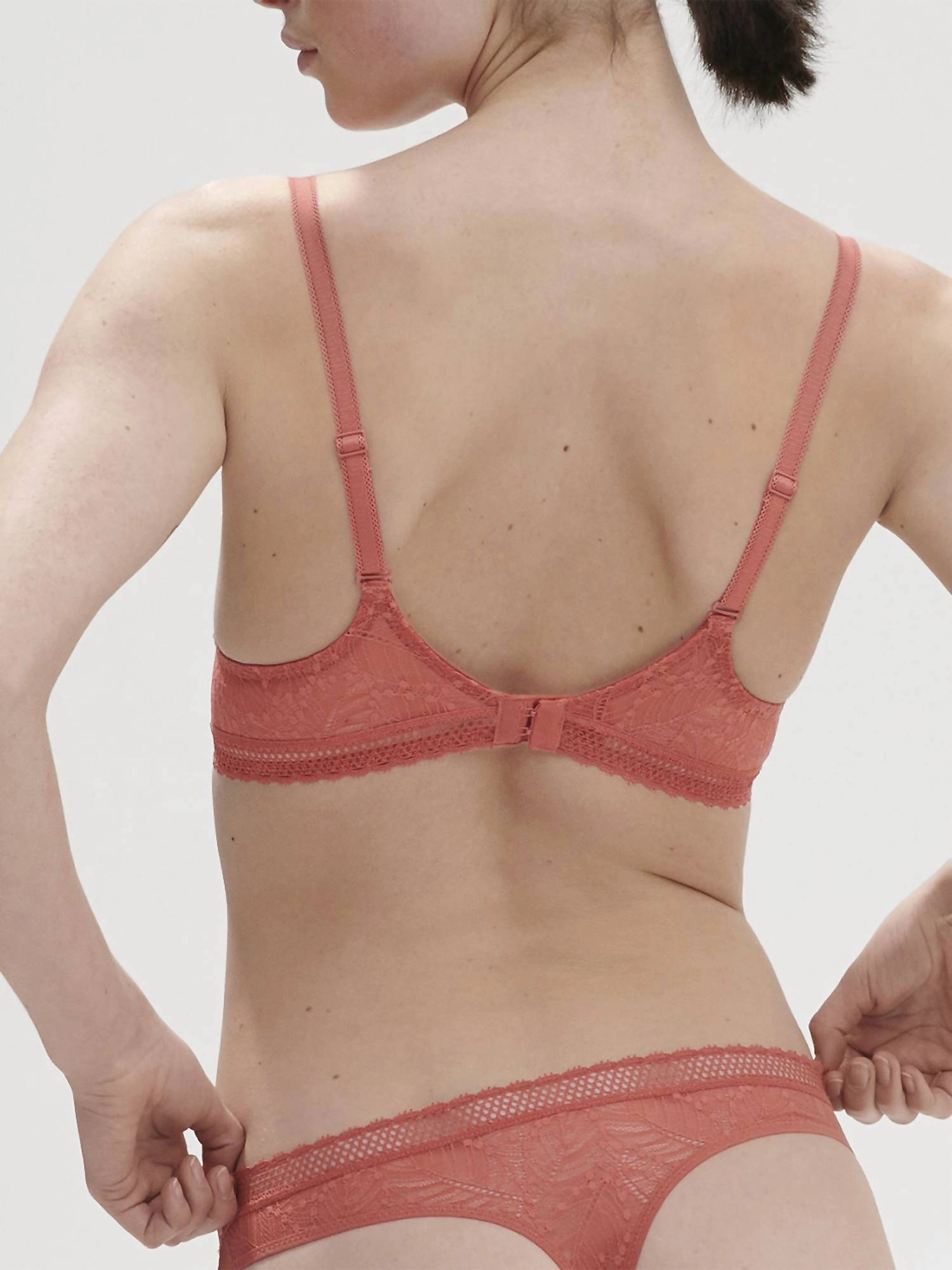 Comete 3D Plunge Bra In Texas Pink