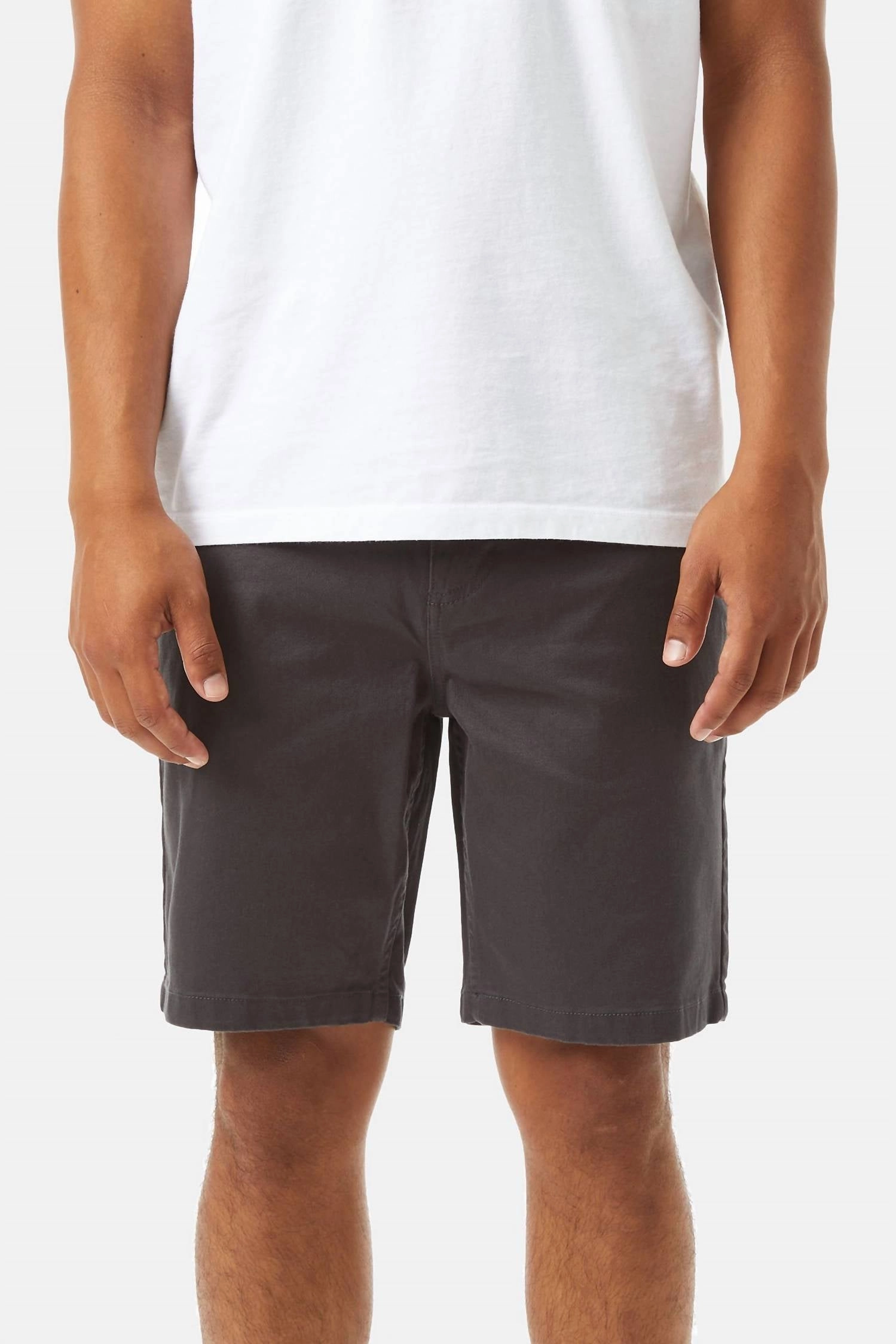 Cove Short In Black