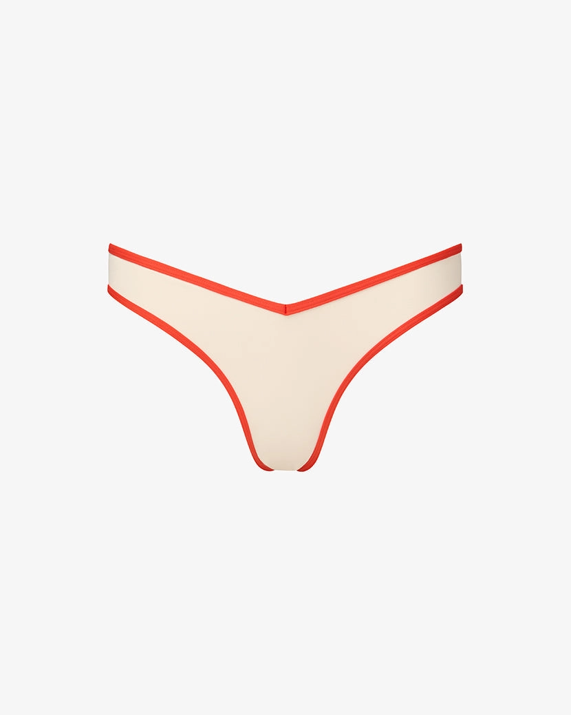 Delilah Bottom