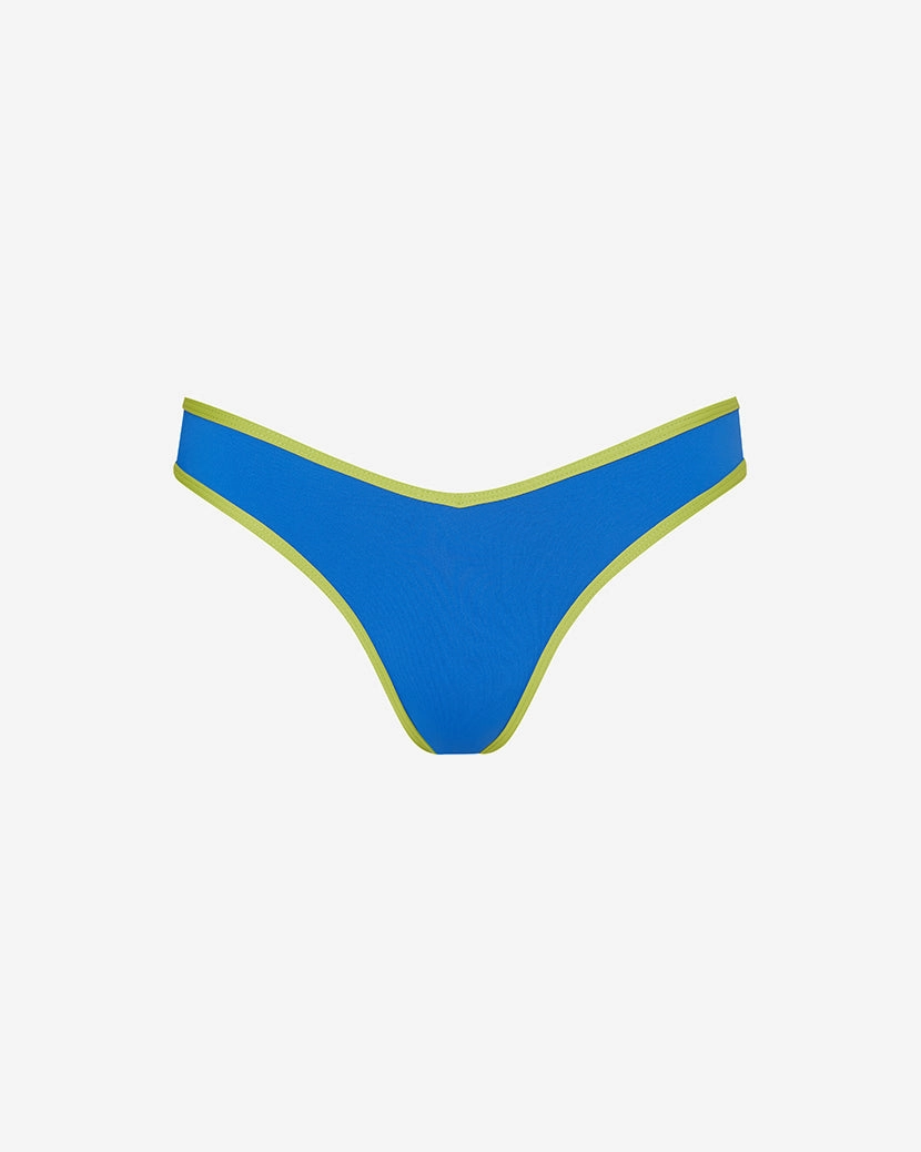 Delilah Bottom