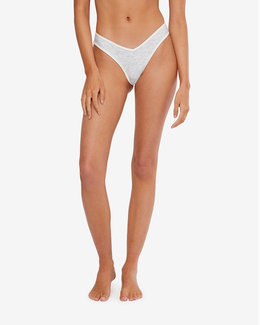 Delilah Bottom