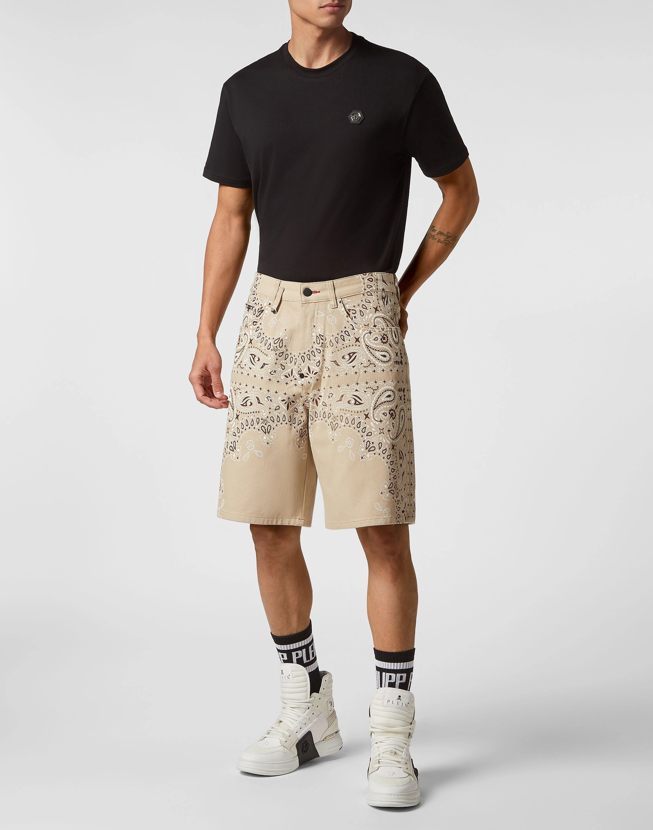 Denim Shorts Paisley Bandana