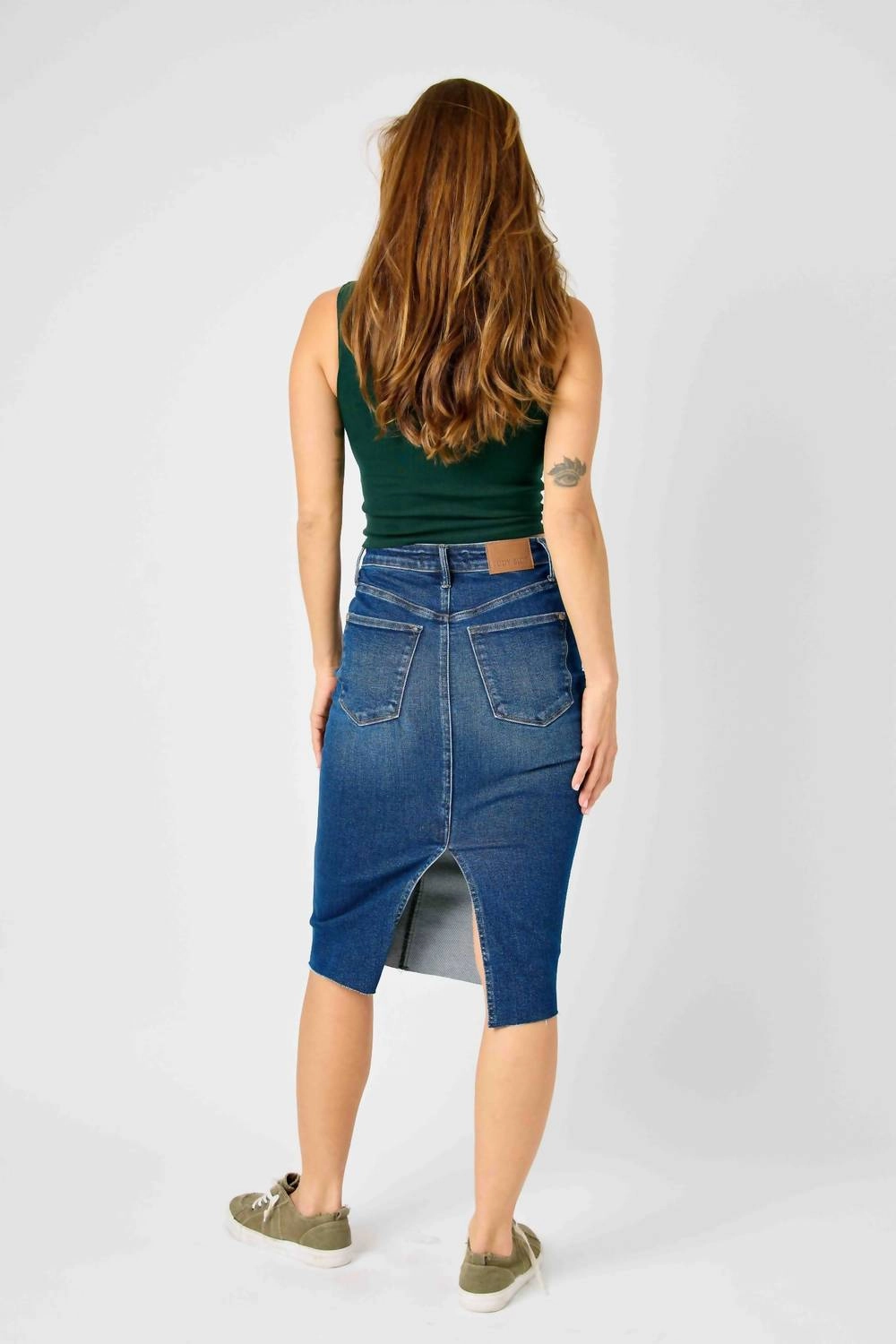 Downtown Stroll Skirt In Medium Wash