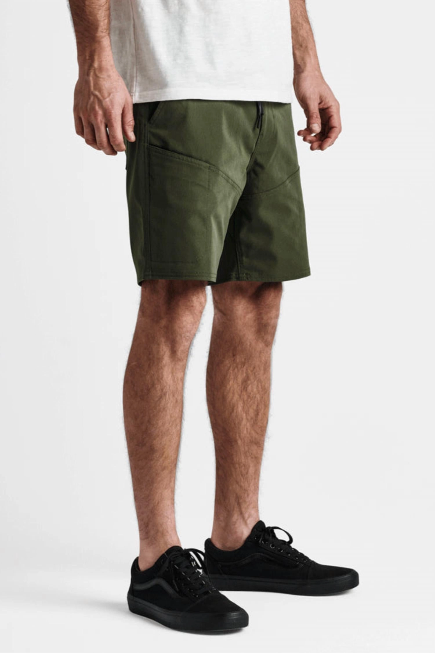Explorer Long Road Shorts In Dark Military