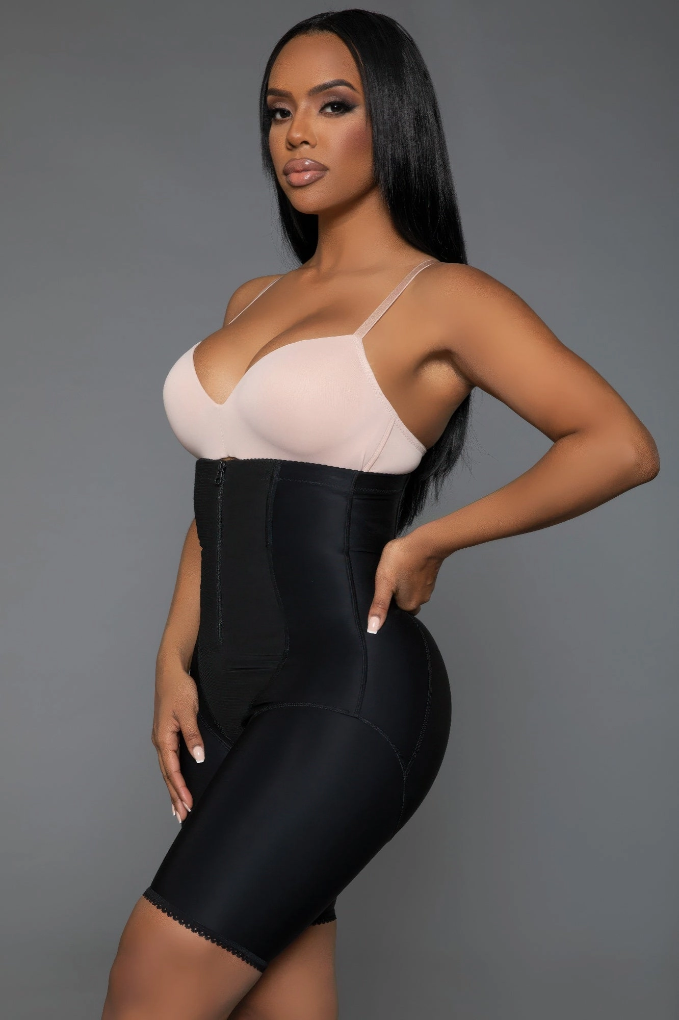 FASHNZFAB Feeling My Curves Bodyshaper