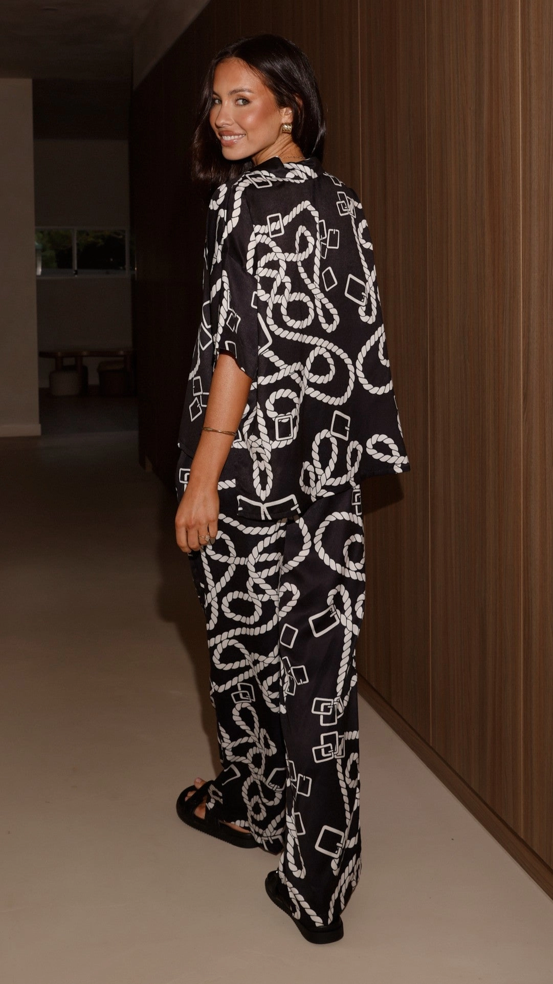 Fergie Button Up Shirt - Black / White Print