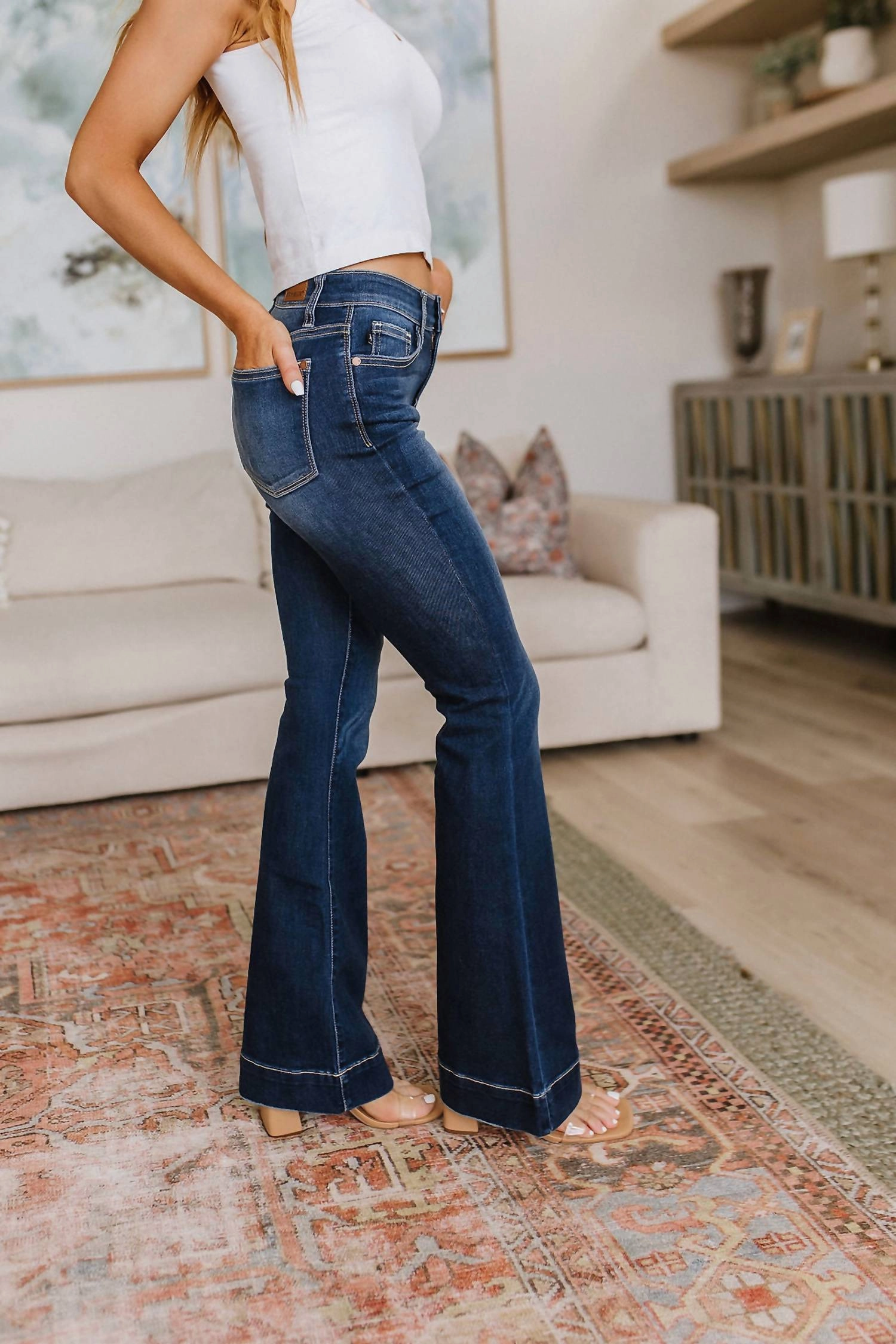 Flare Jeans In Dark Wash
