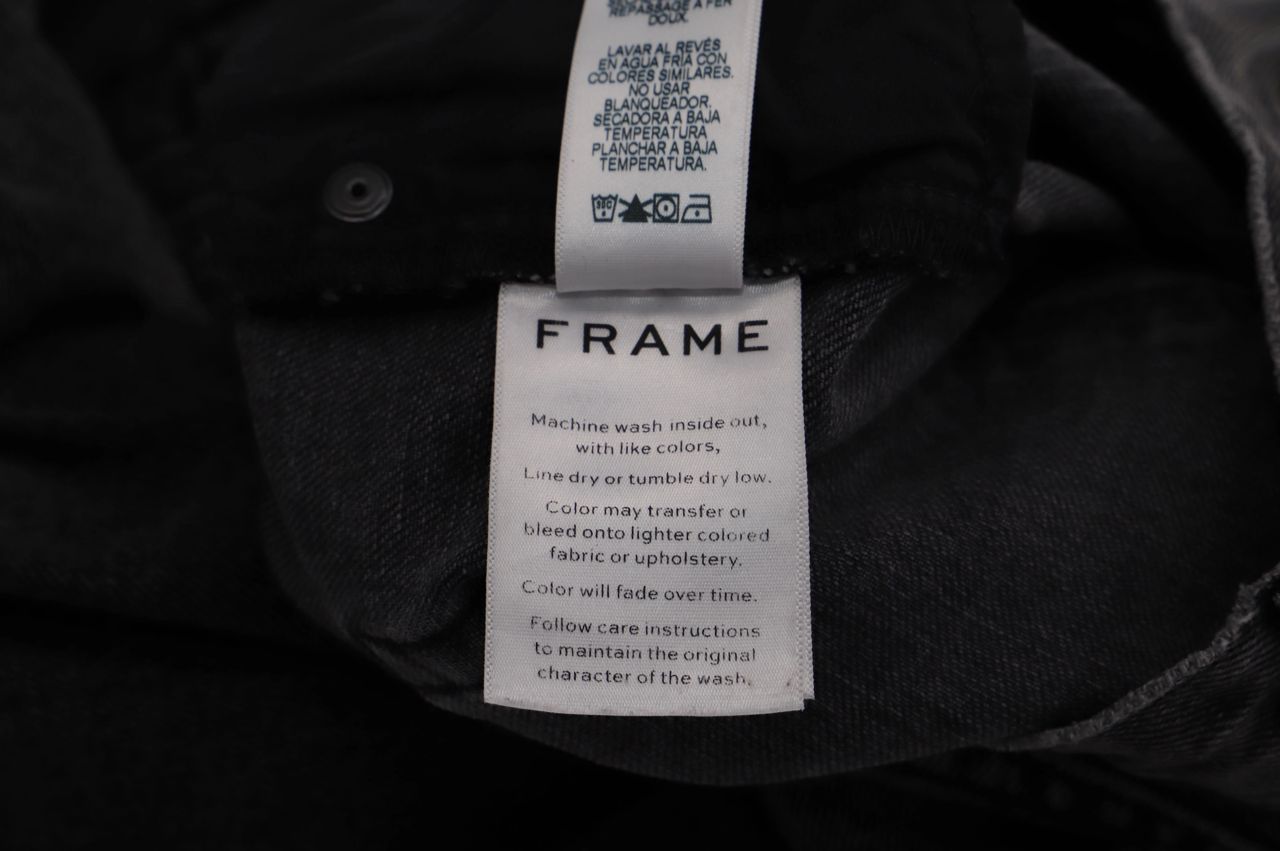 Frame Le Nouveau Straight Crop Jeans in Black Denim