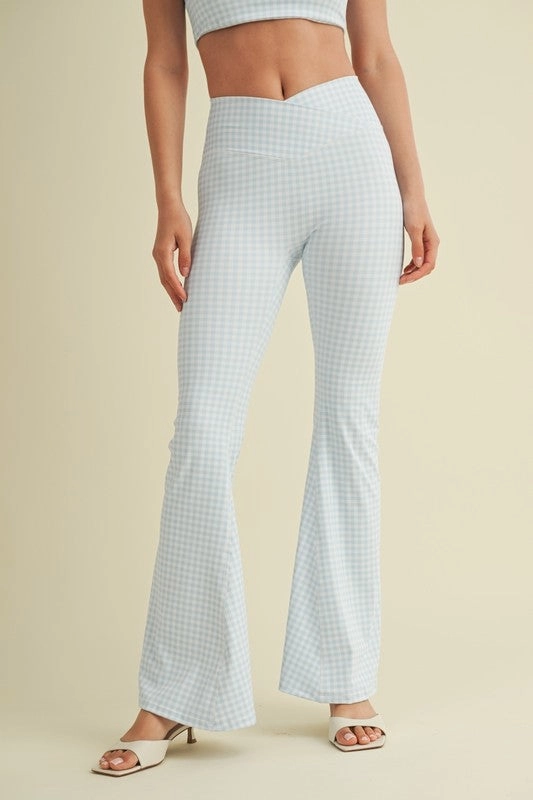 Gingham Soft Sculpt V-Waist Flare Pants