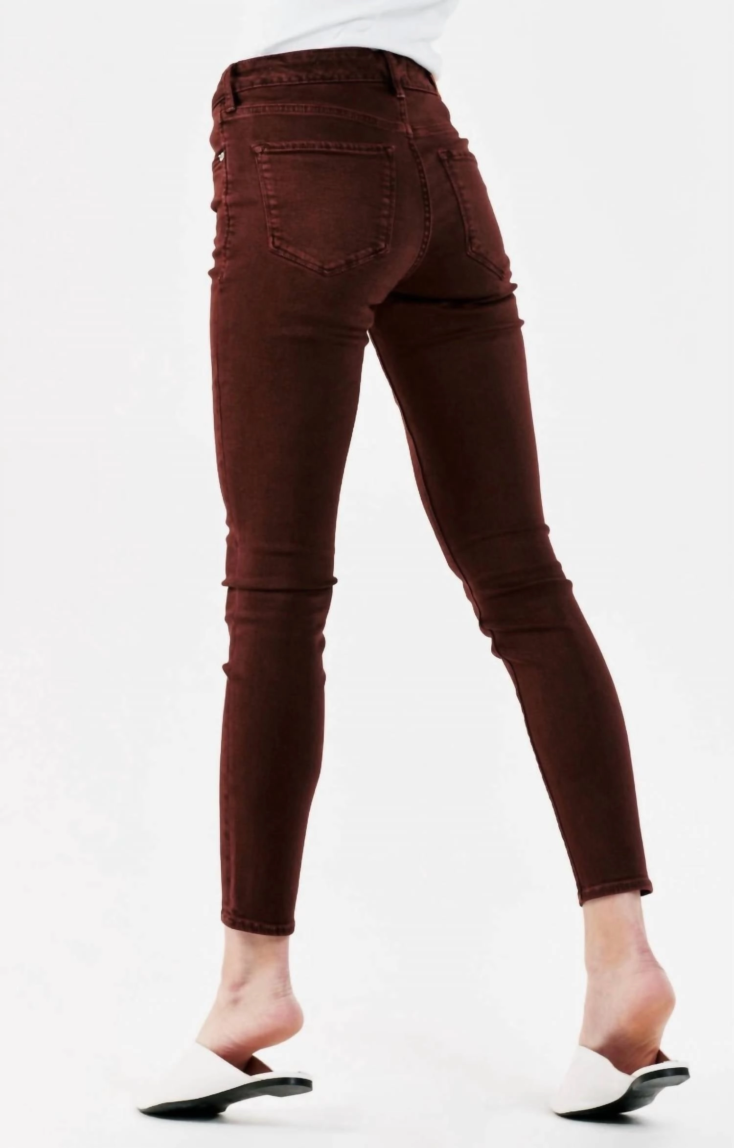 Gisele Skinny Jean In Brown