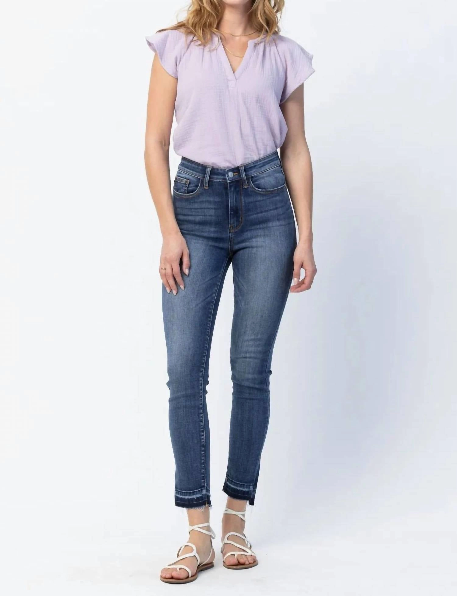 Hi Waist Fray Slit Straight Leg Jeans In Vintage Wash