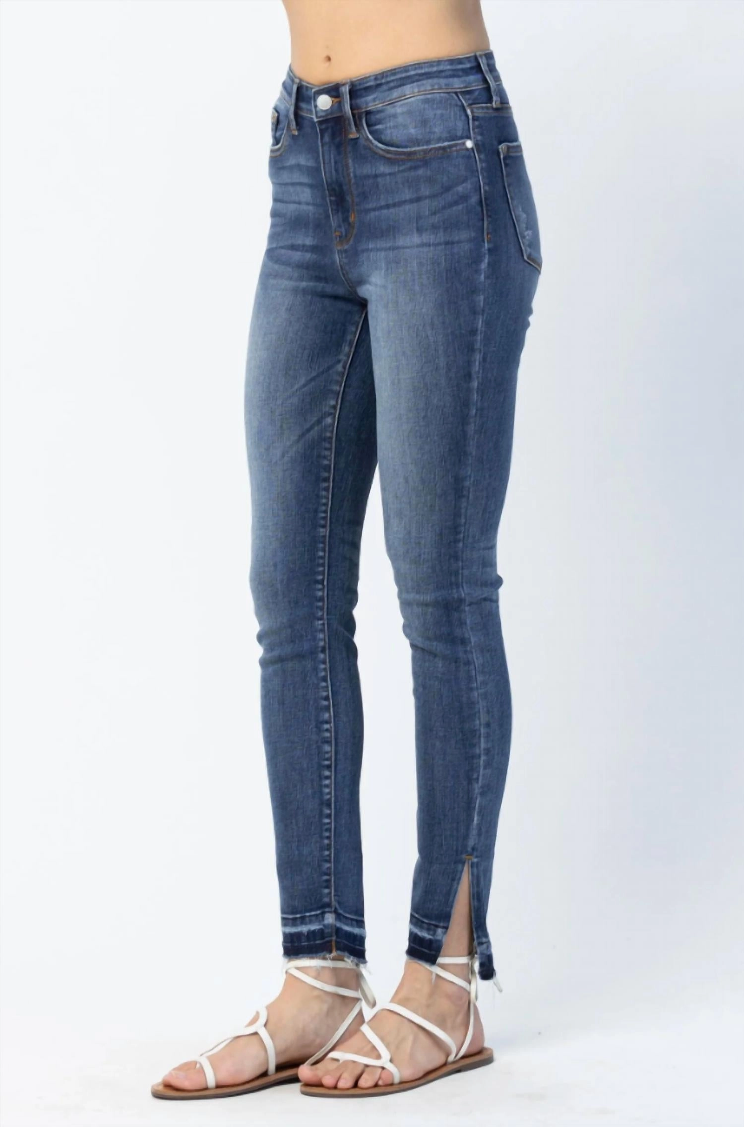Hi Waist Fray Slit Straight Leg Jeans In Vintage Wash