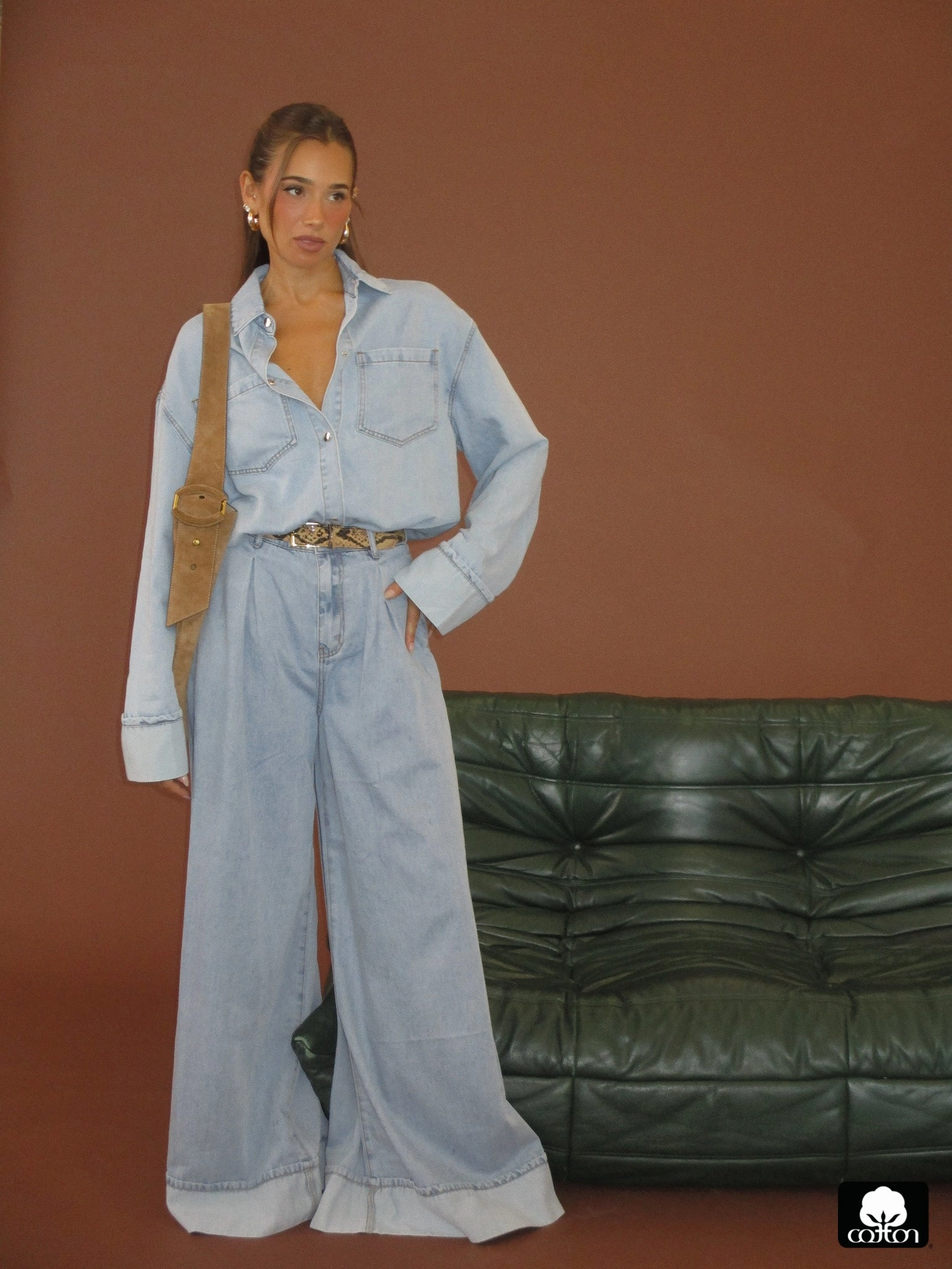 High Waisted Pleated Super Wide Leg Pant