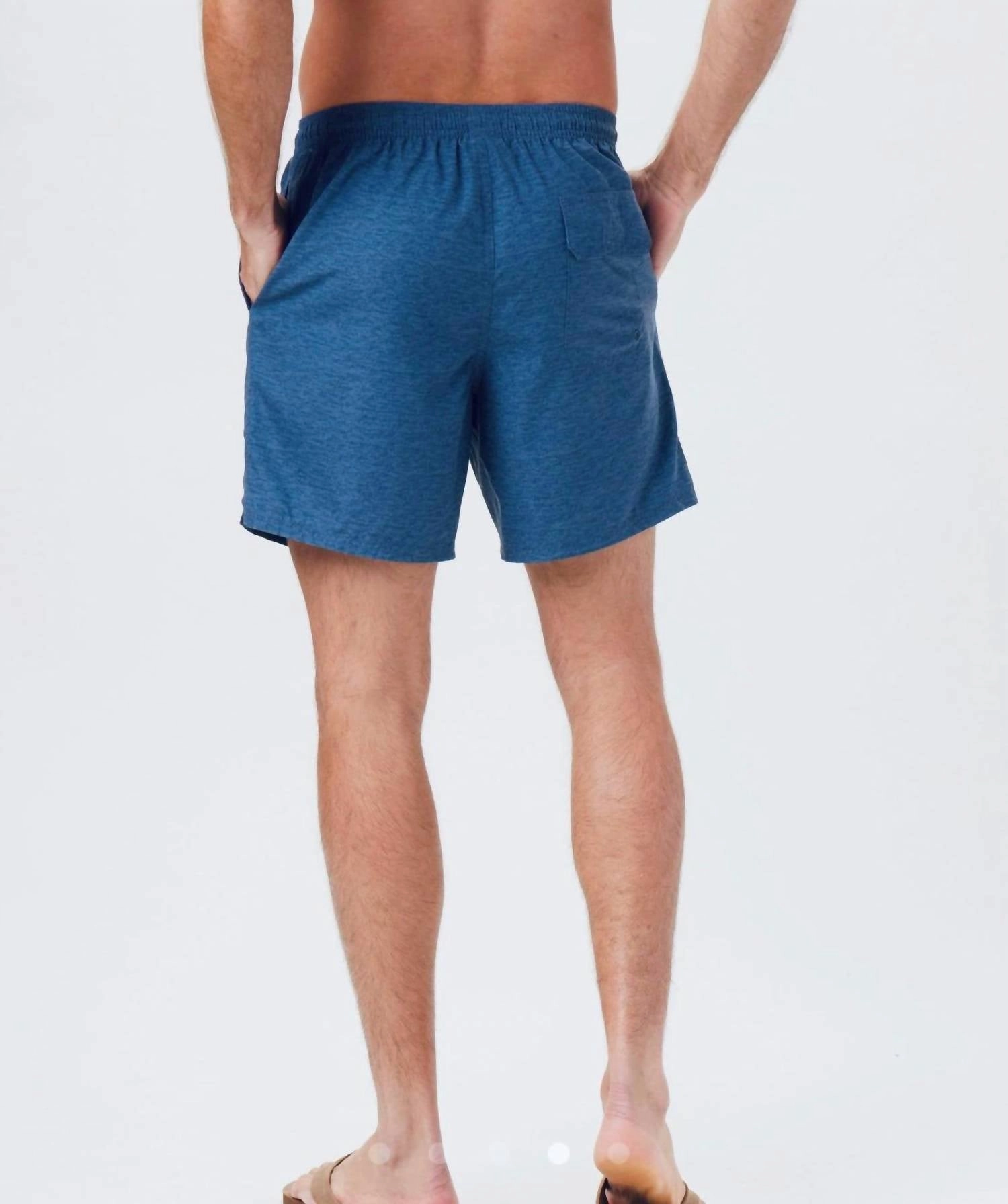 Hybrid Short In Mineral Blue