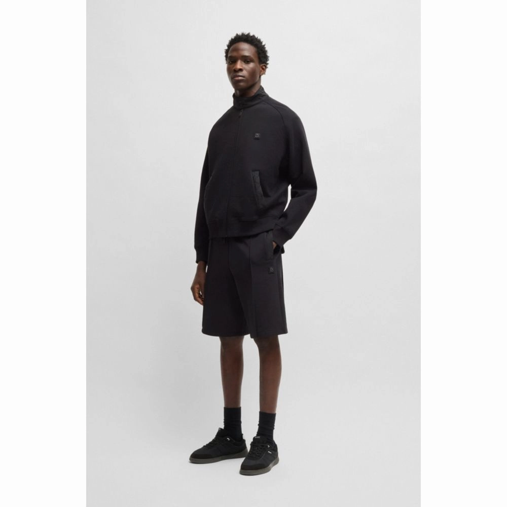 Jacket with contrast trims