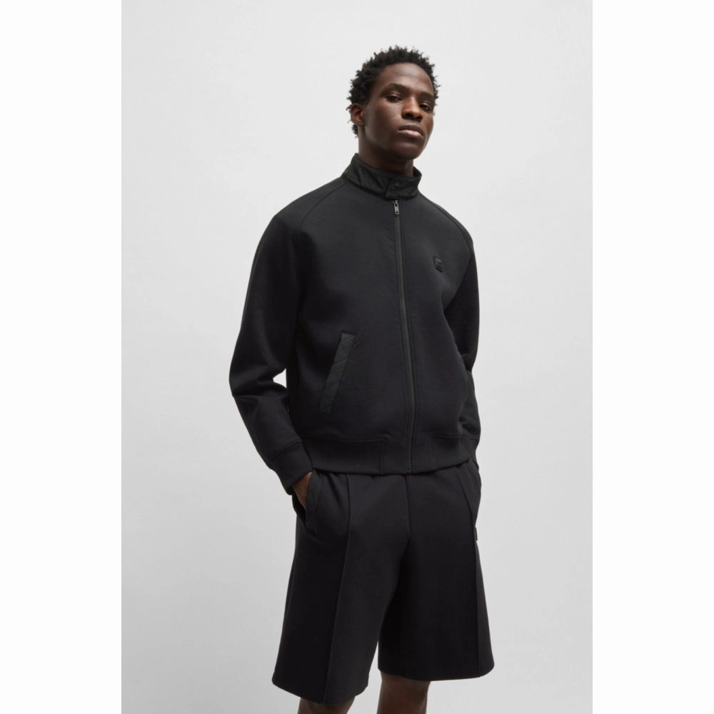 Jacket with contrast trims