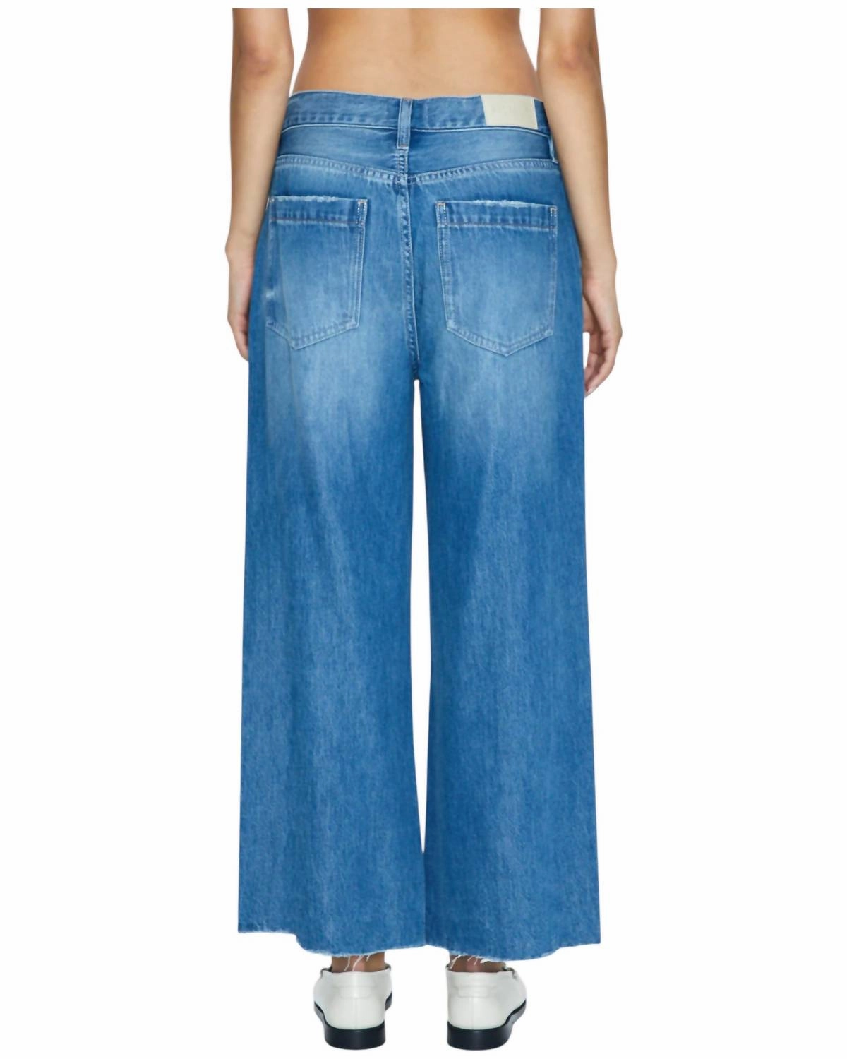Jadyn Cropped Jeans In Amalfi