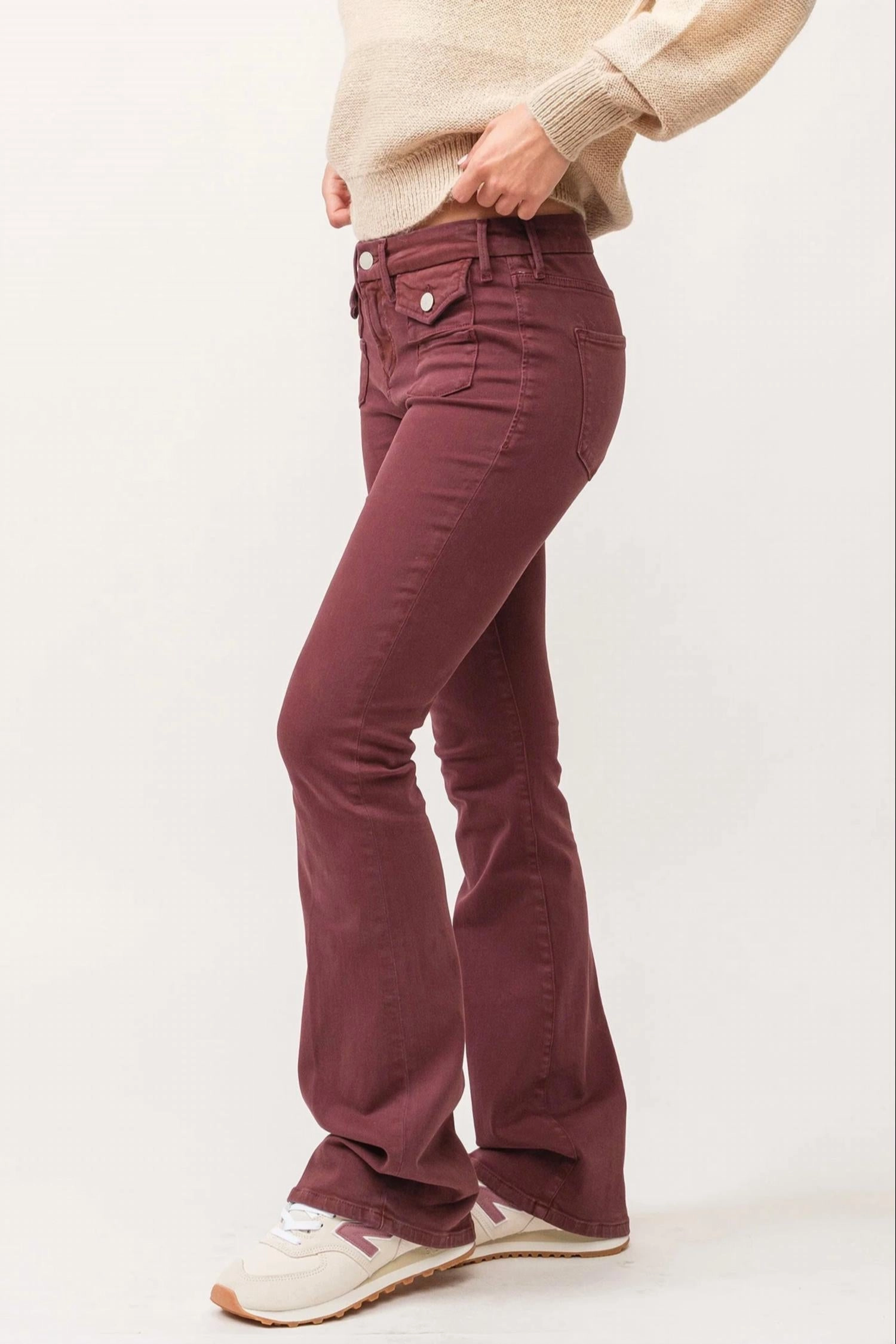 Jaxtyn Mid Rise Clean Hem Bootcut Jeans In Maroon