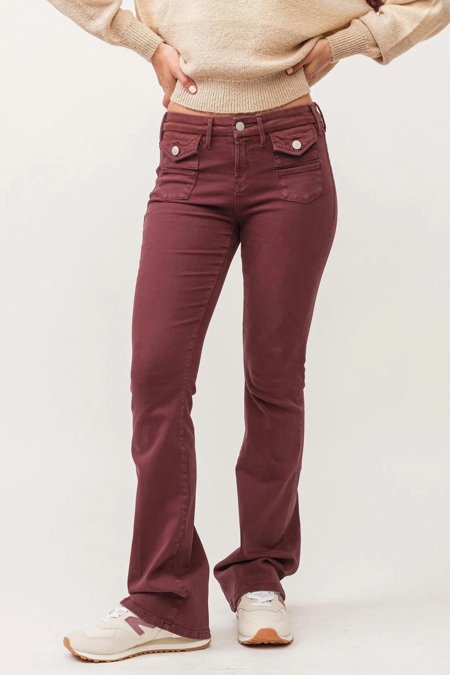 Jaxtyn Mid Rise Clean Hem Bootcut Jeans In Maroon