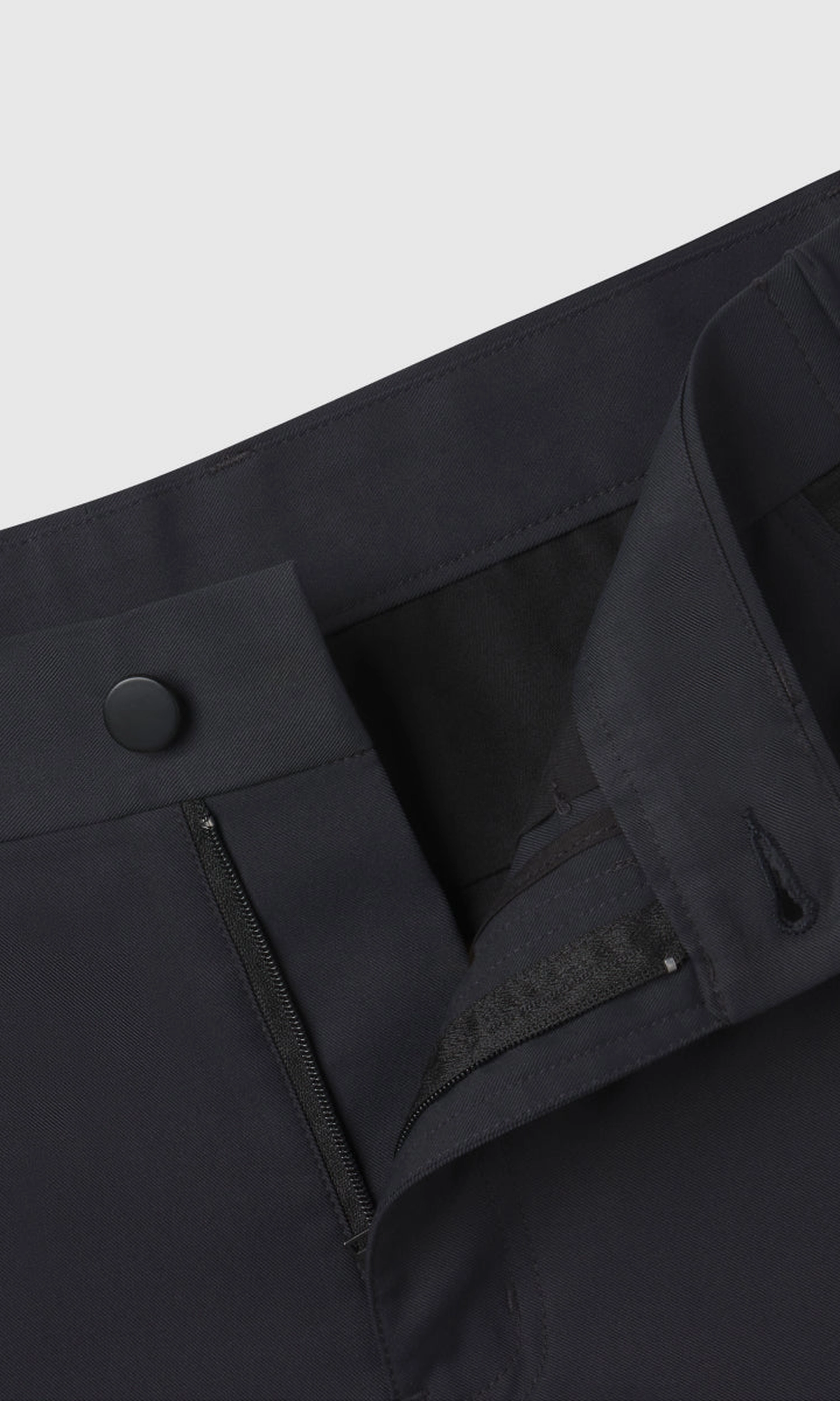 Jetsetter Tech Short
