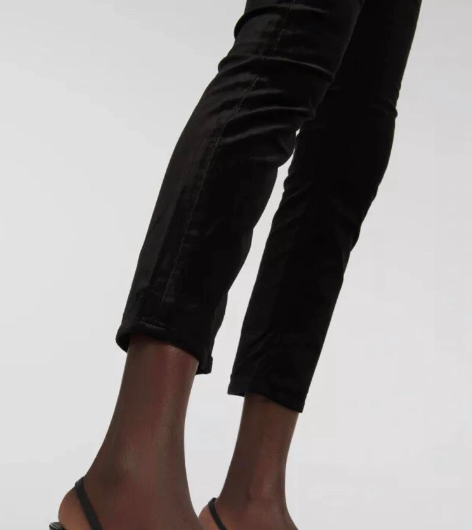 Jolene High Rise Vintage Slim Jean In Black Velvet
